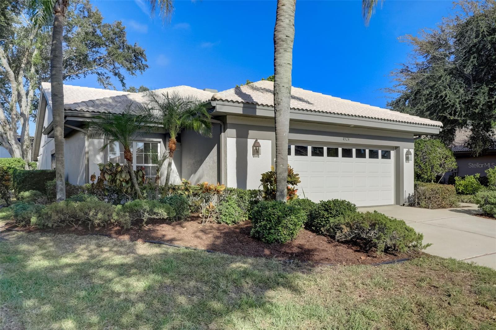 4524 HIGHLAND OAKS CIR
