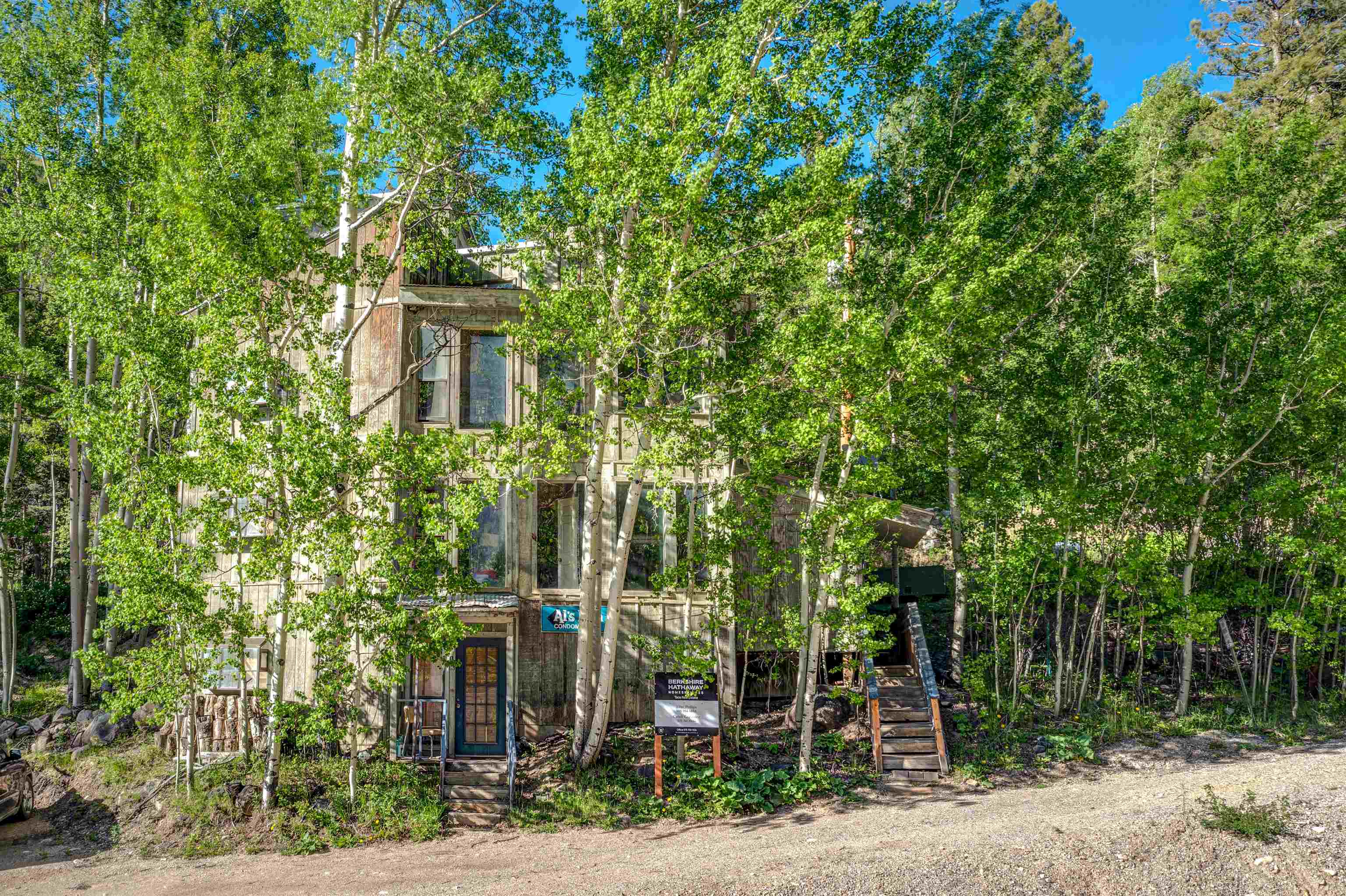 3 Ernie Blake Road