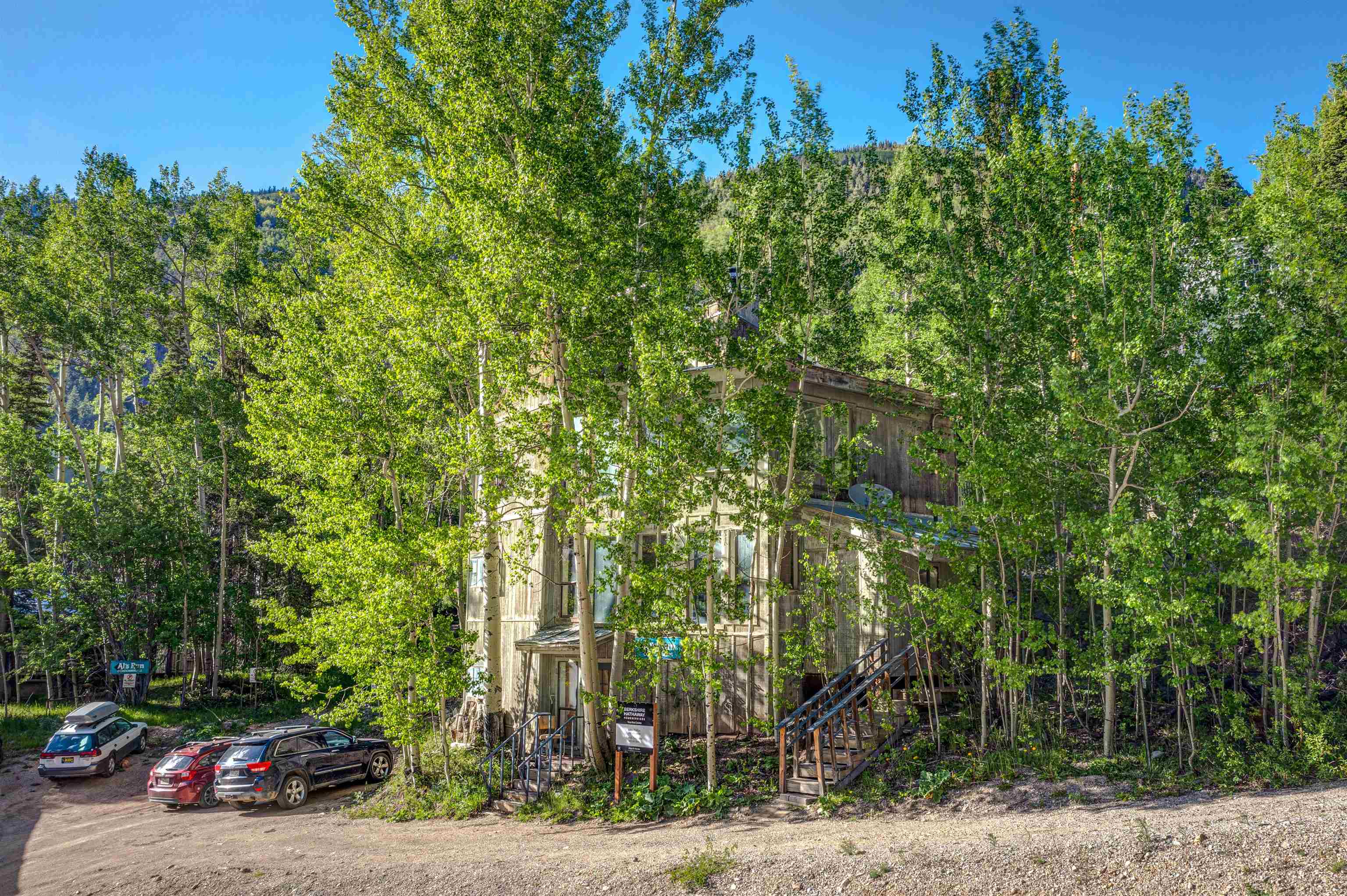 3 Ernie Blake Road