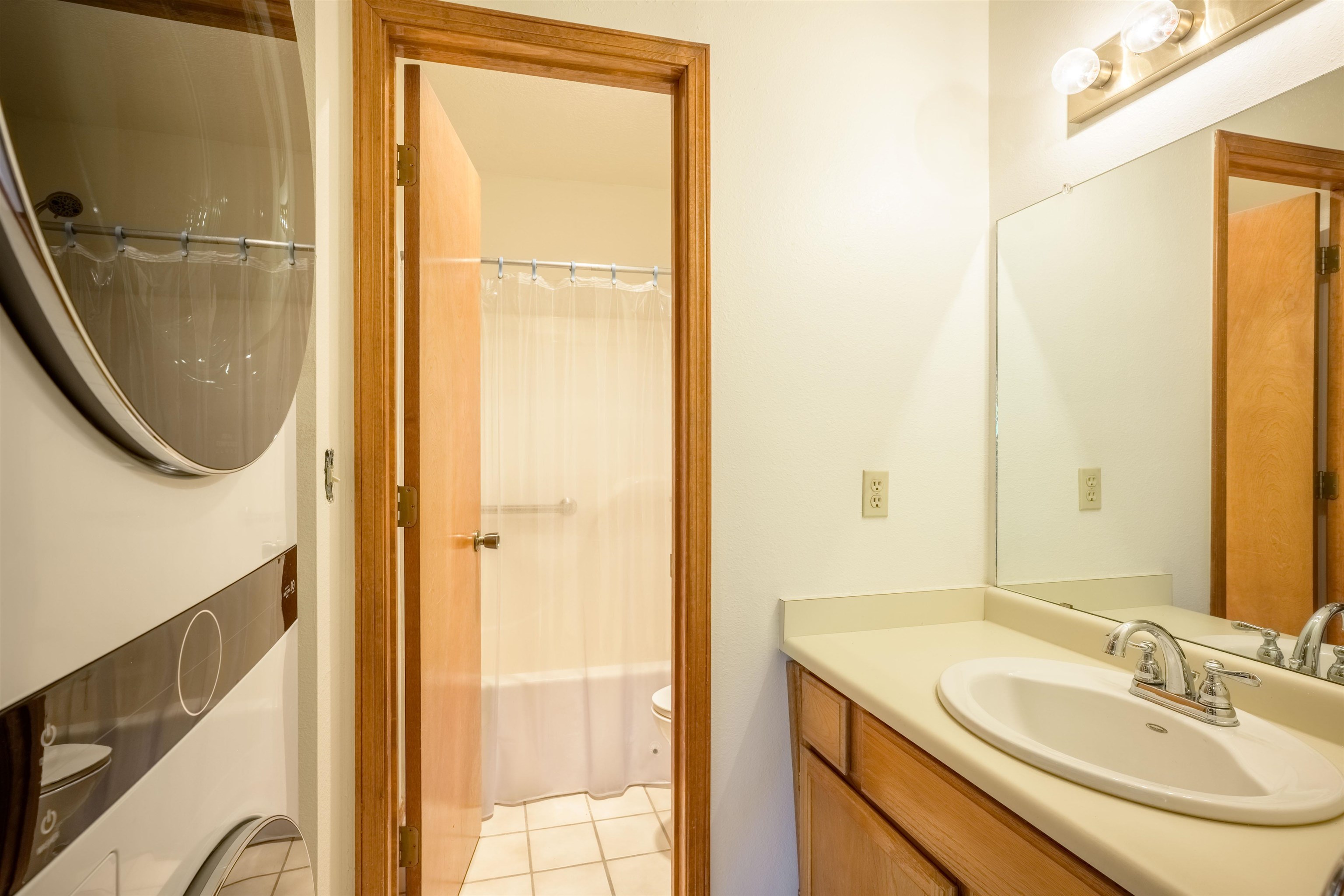 128 Dona Ana Unit: 215