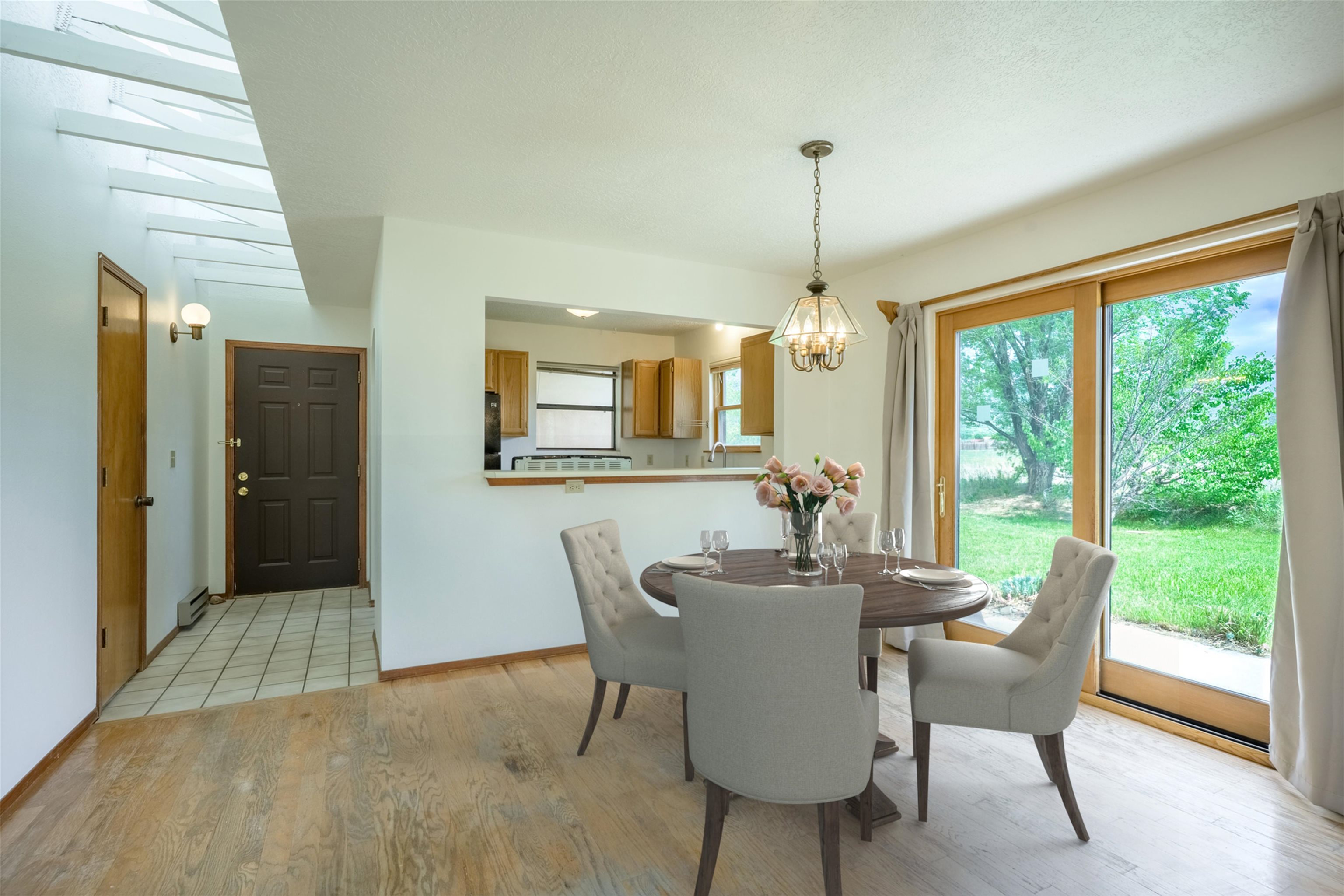 128 Dona Ana Unit: 215