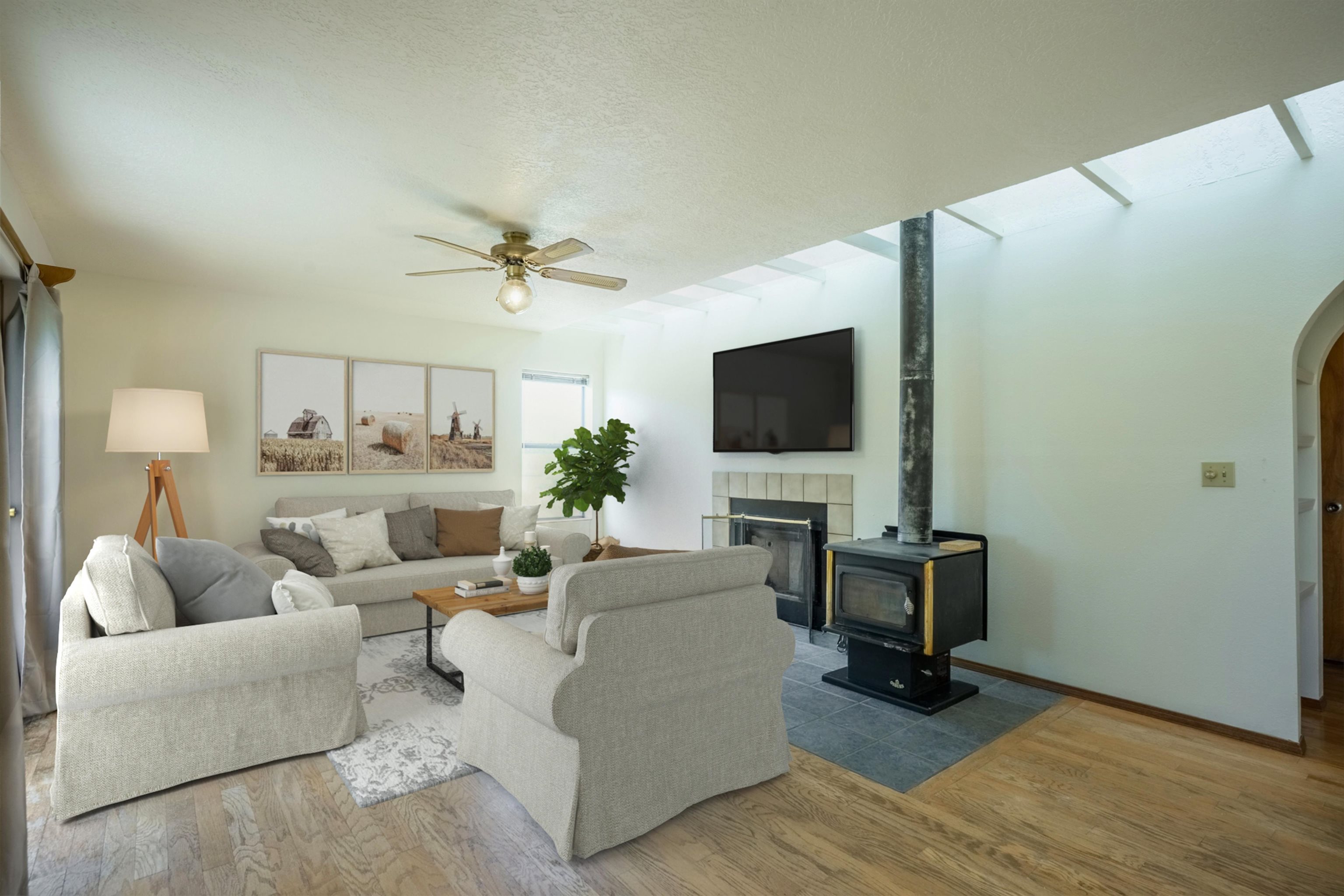 128 Dona Ana Unit: 215