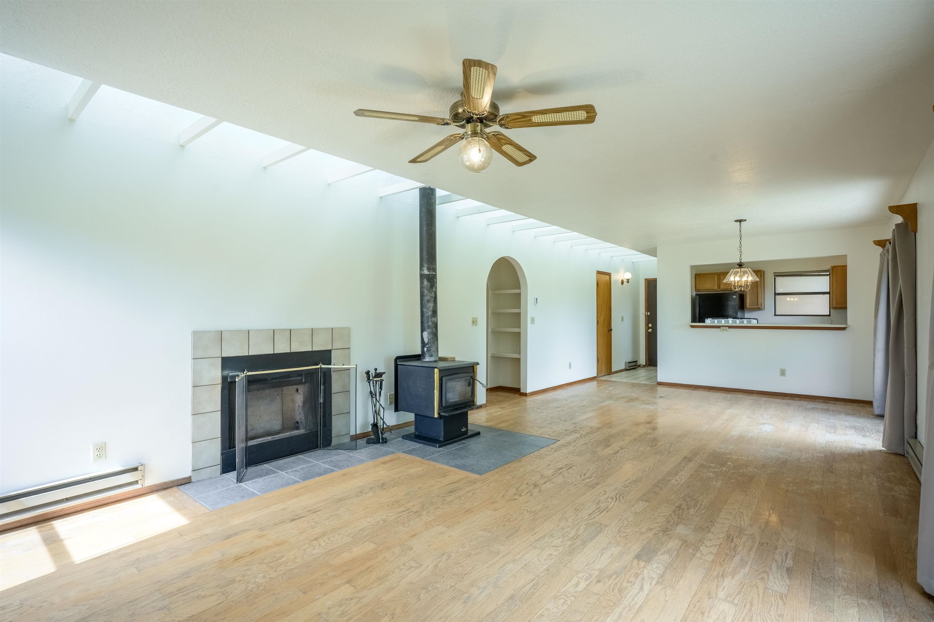 128 Dona Ana Unit: 215