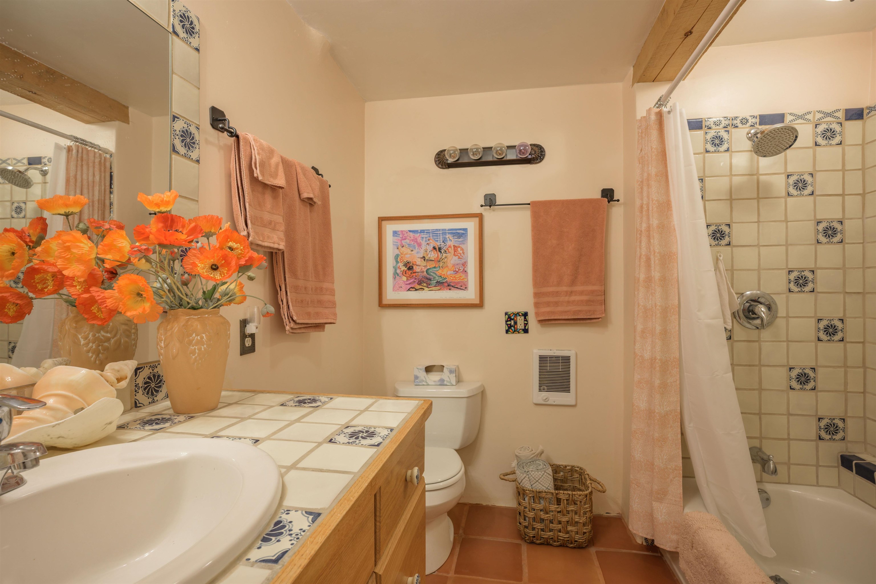 607 Valverde Street Unit: 607