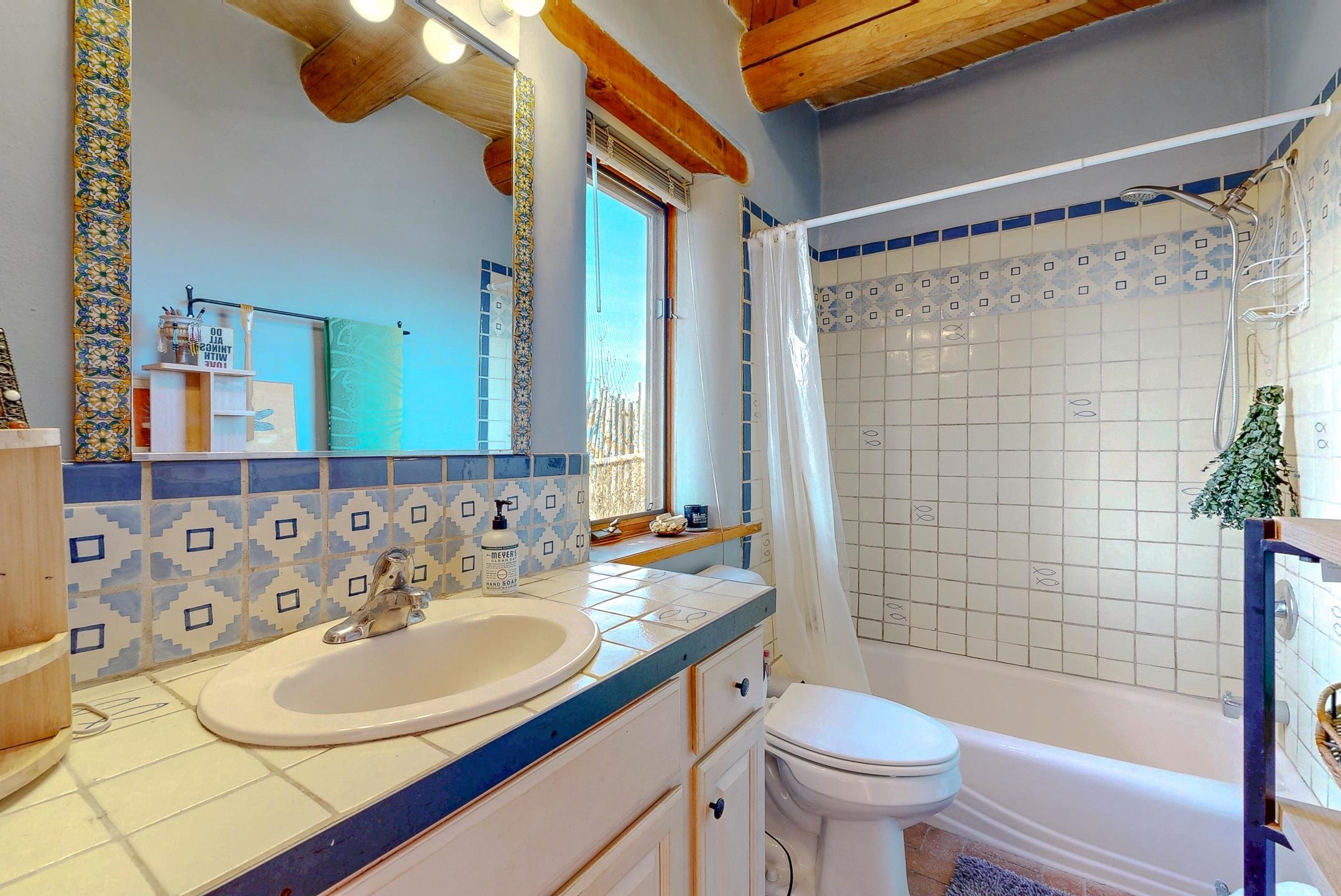 31 and 33 Juan de Dios Road