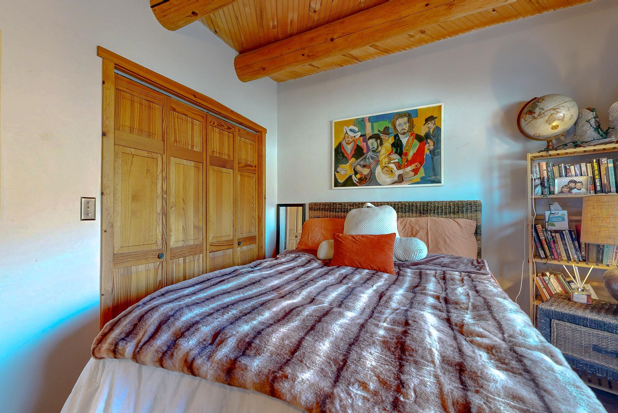 31 and 33 Juan de Dios Road