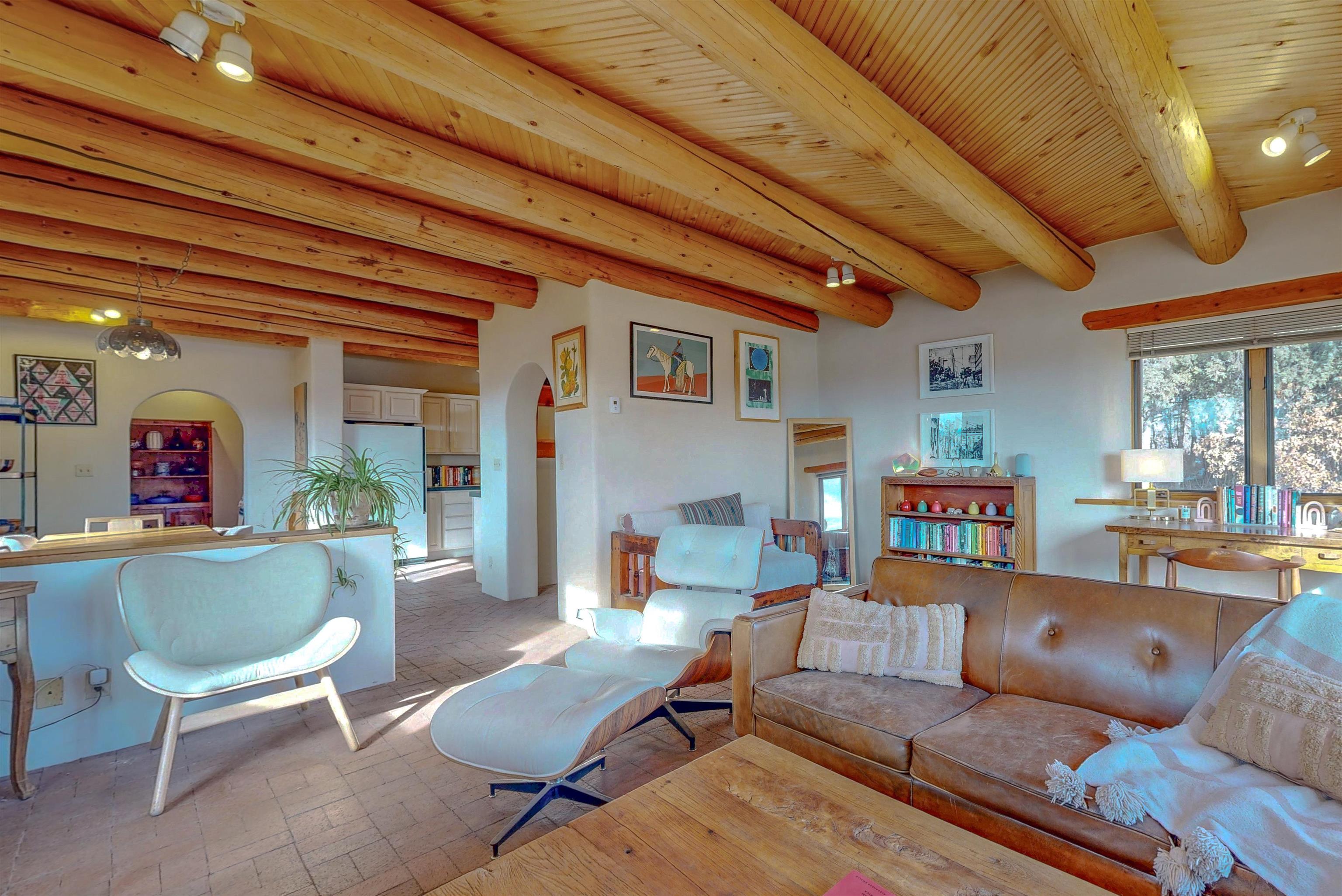 31 and 33 Juan de Dios Road