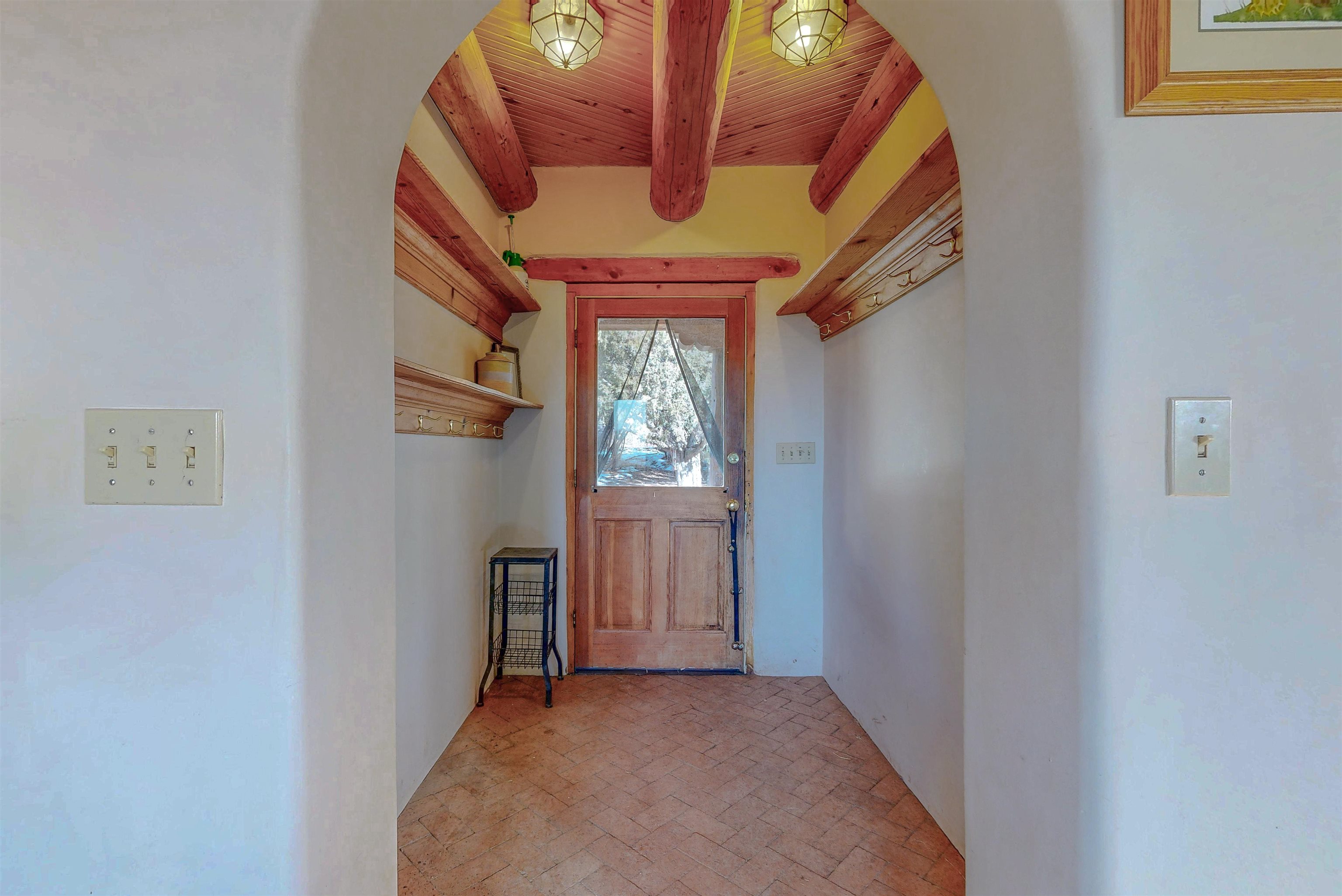 31 and 33 Juan de Dios Road