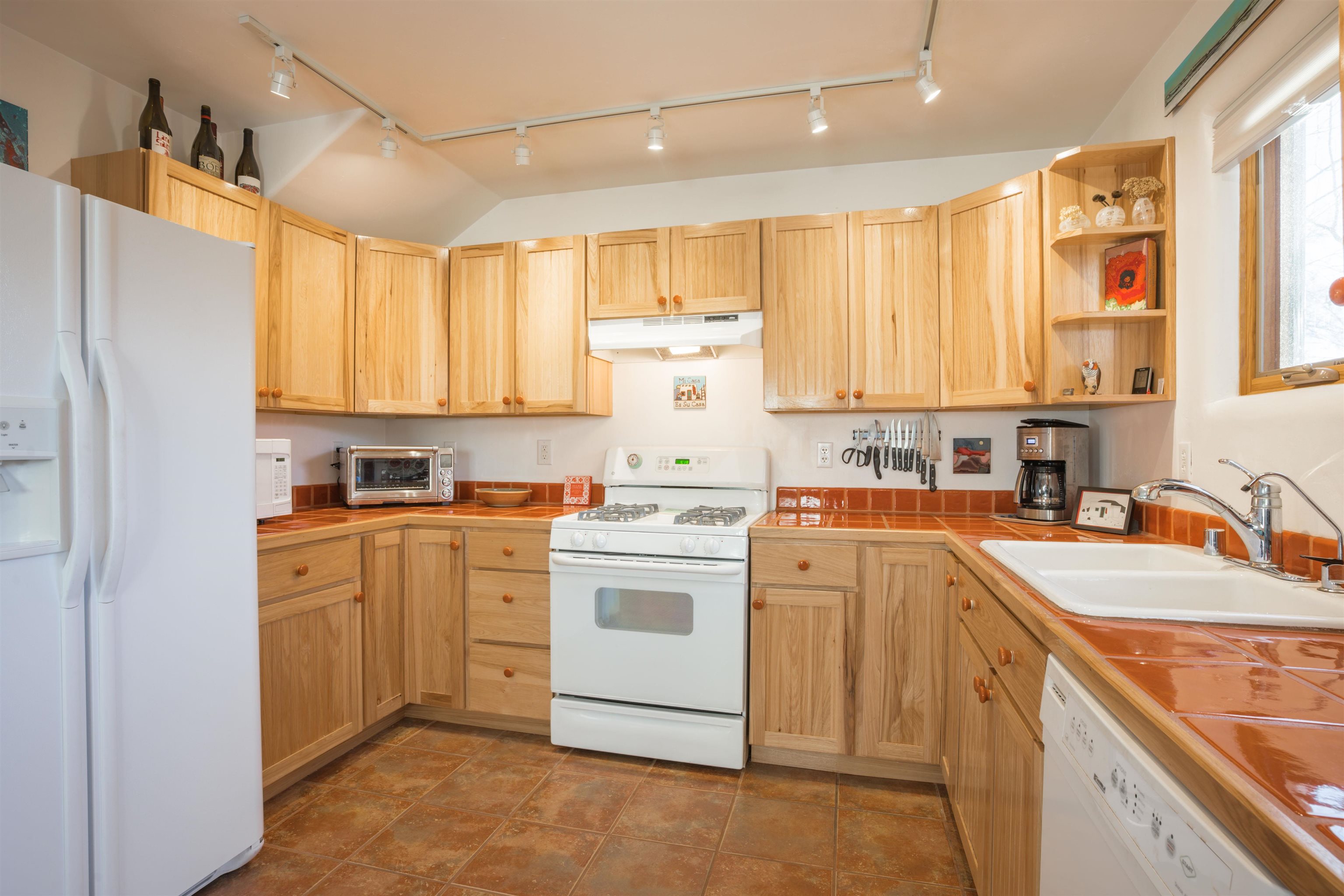 518 Dolan Street Unit: F