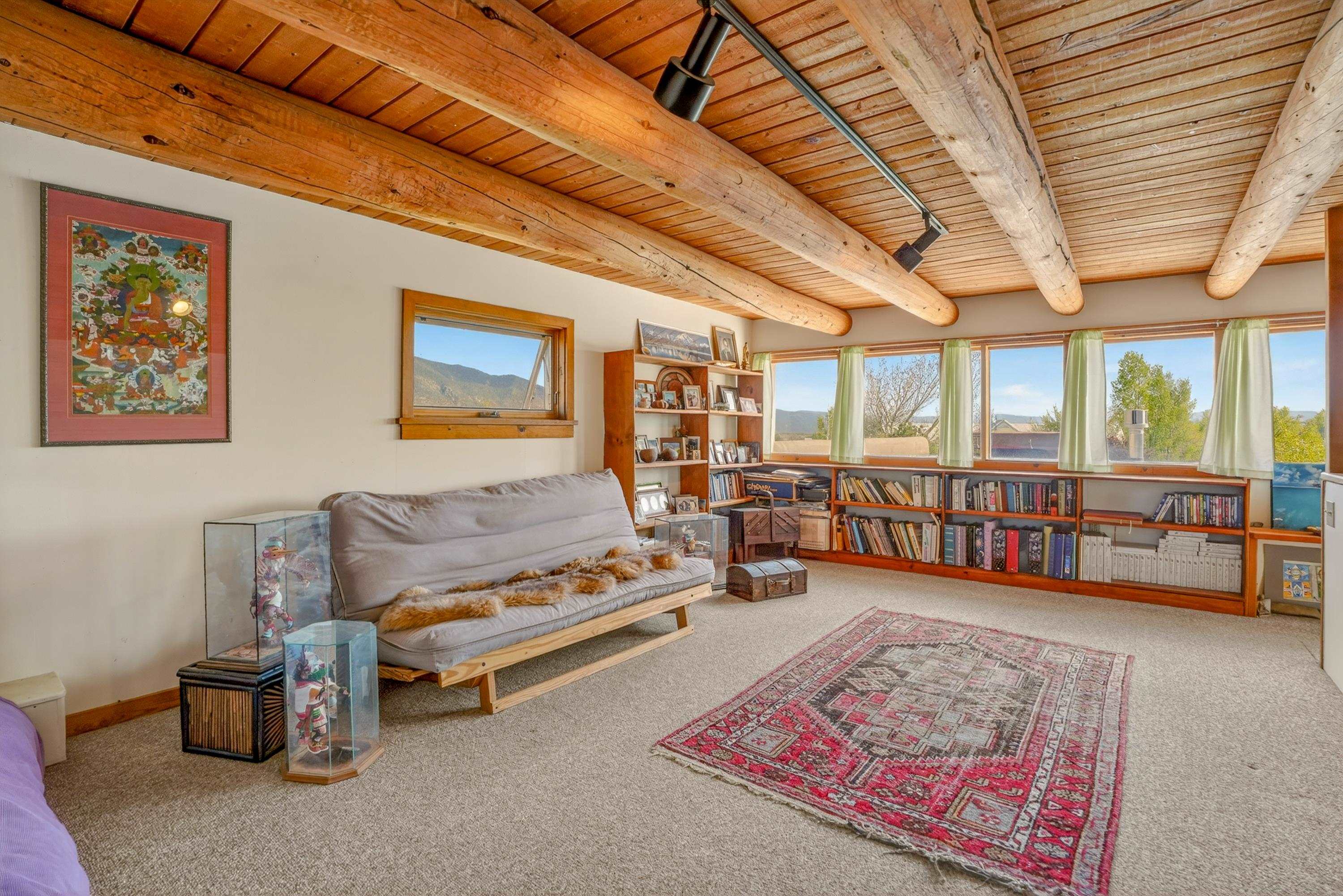 63 Las Animas Road