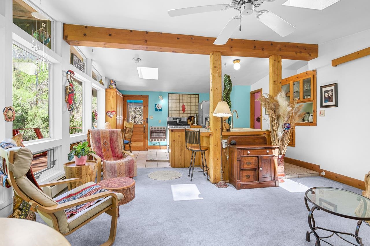 443 Cabresto Creek Road