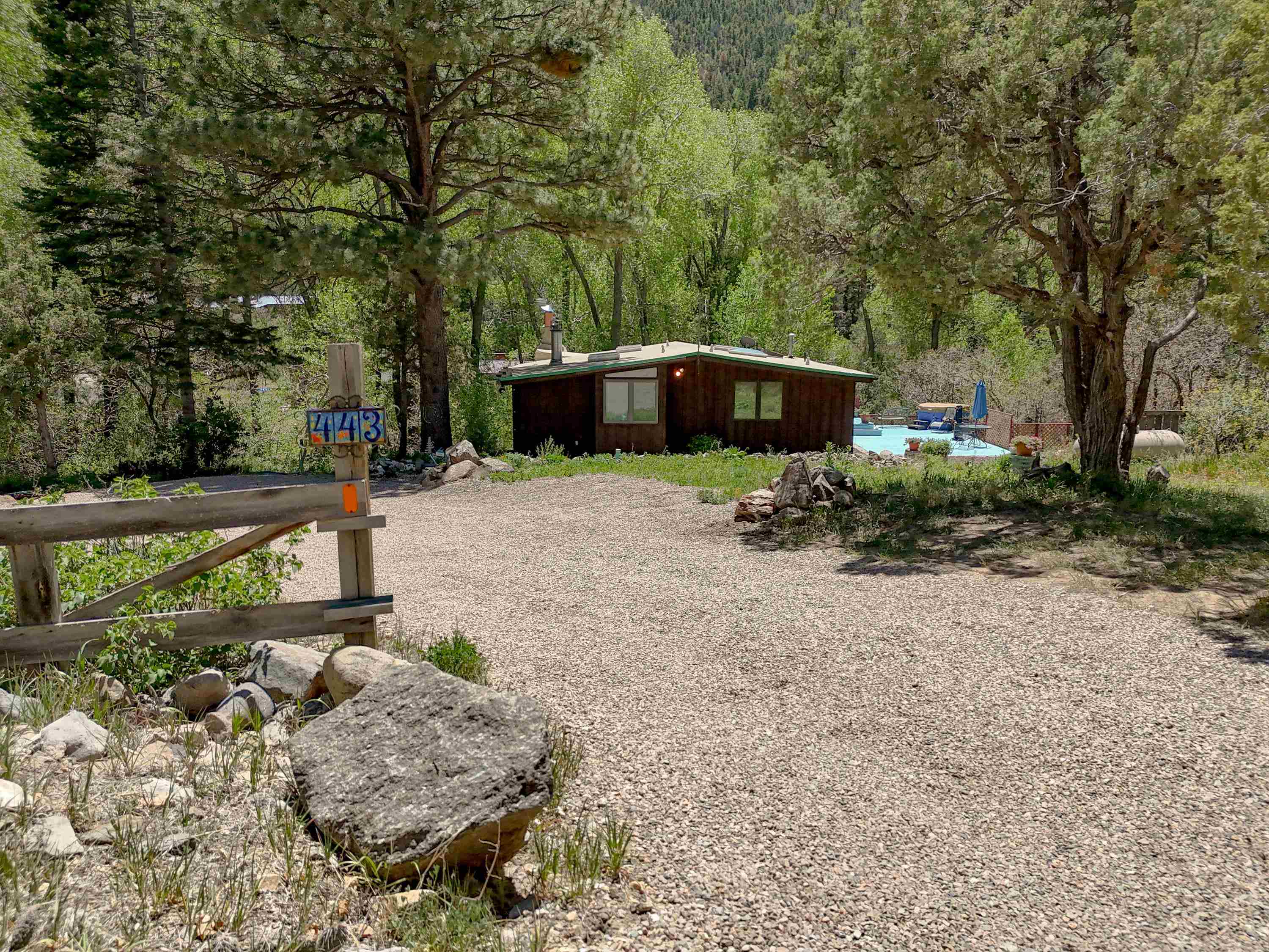 443 Cabresto Creek Road