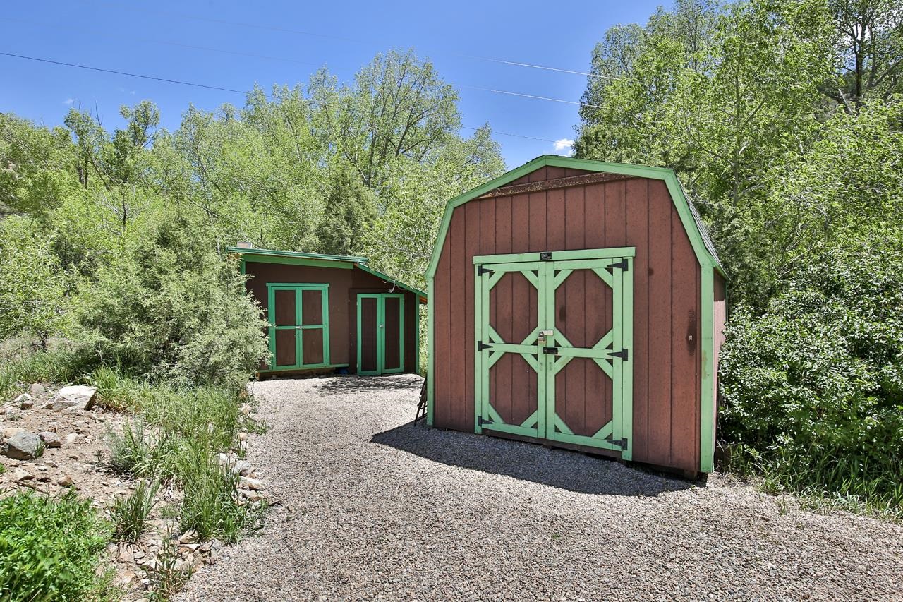 443 Cabresto Creek Road