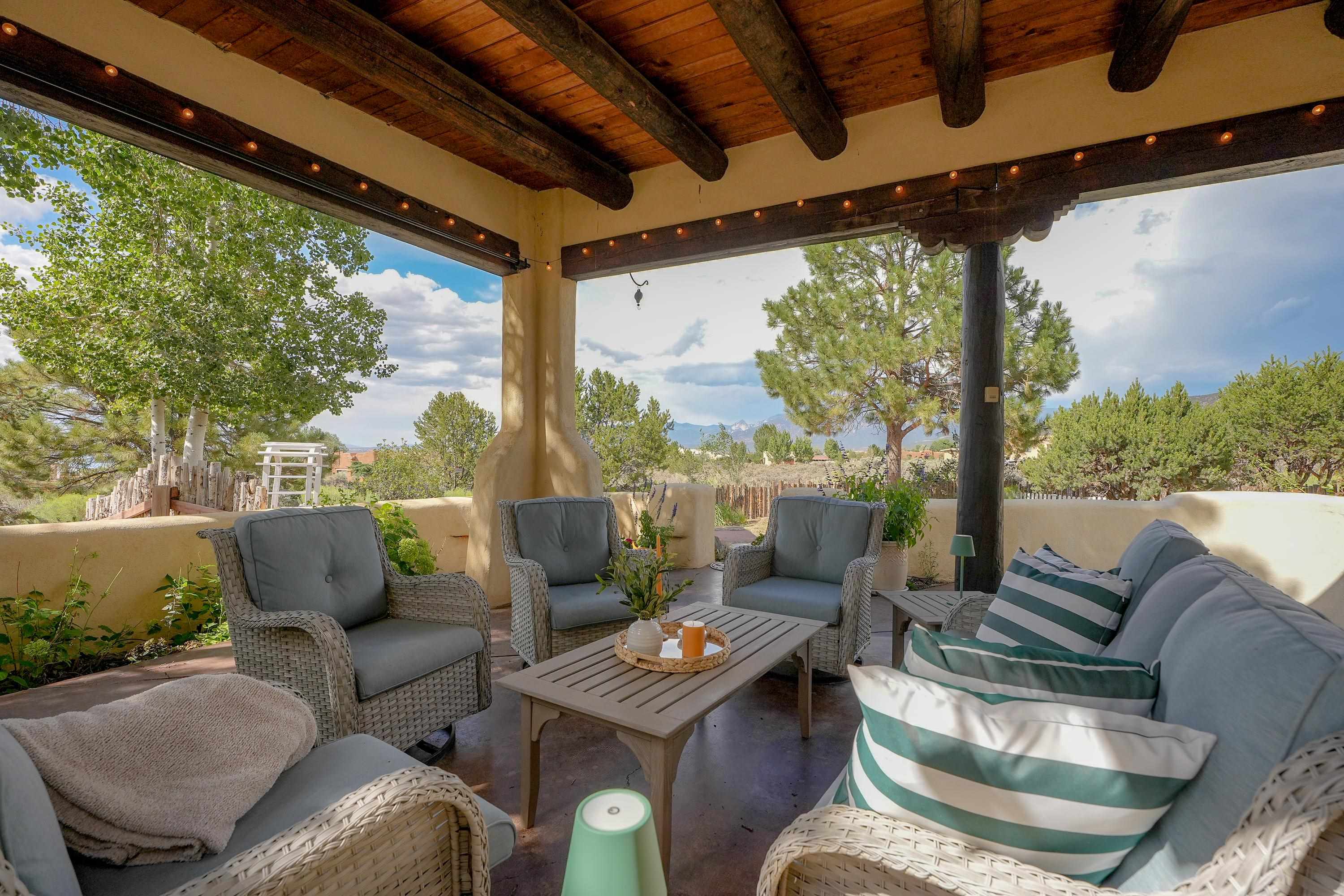 1415 Monterey Dr