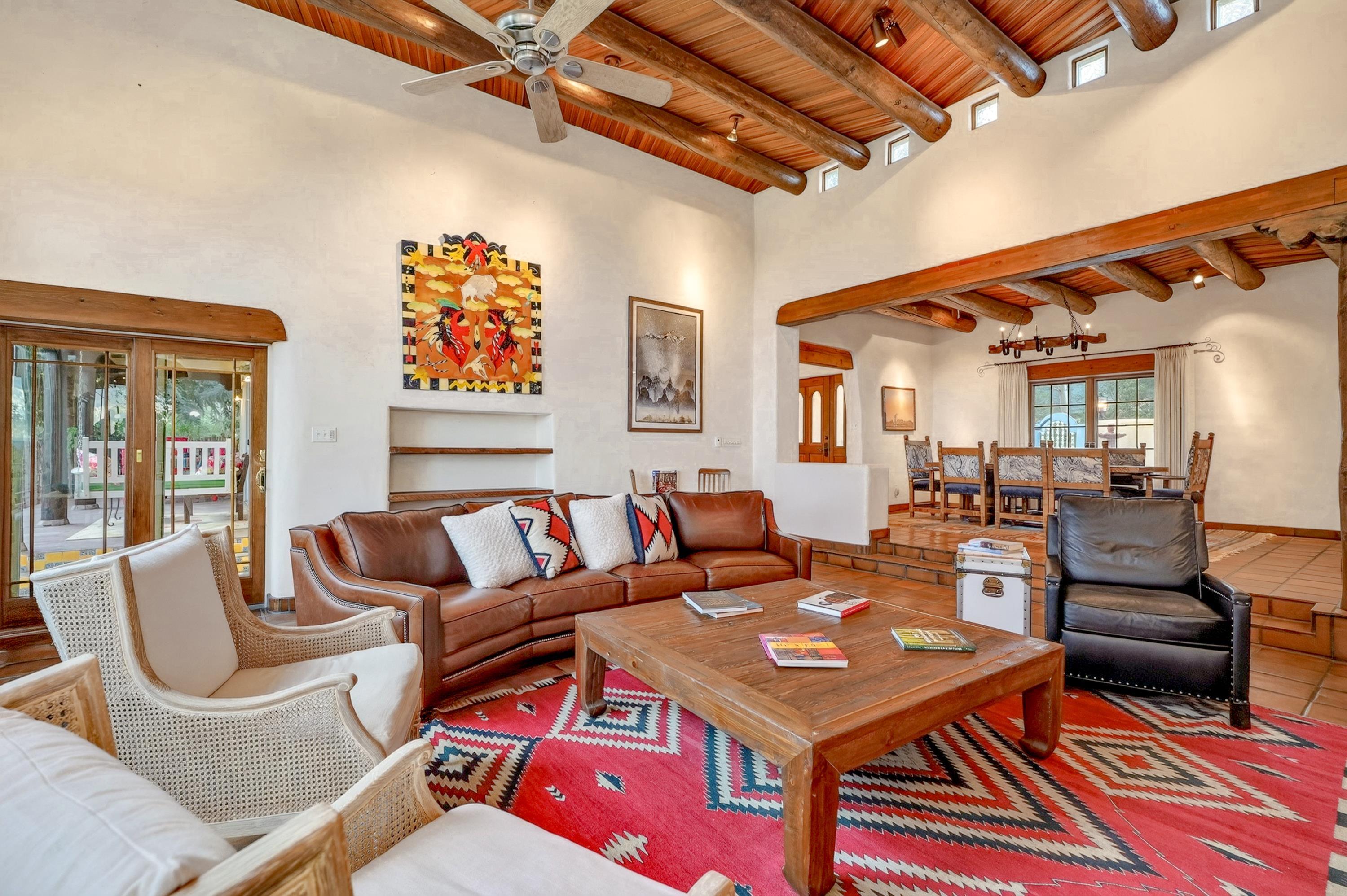 1415 Monterey Dr