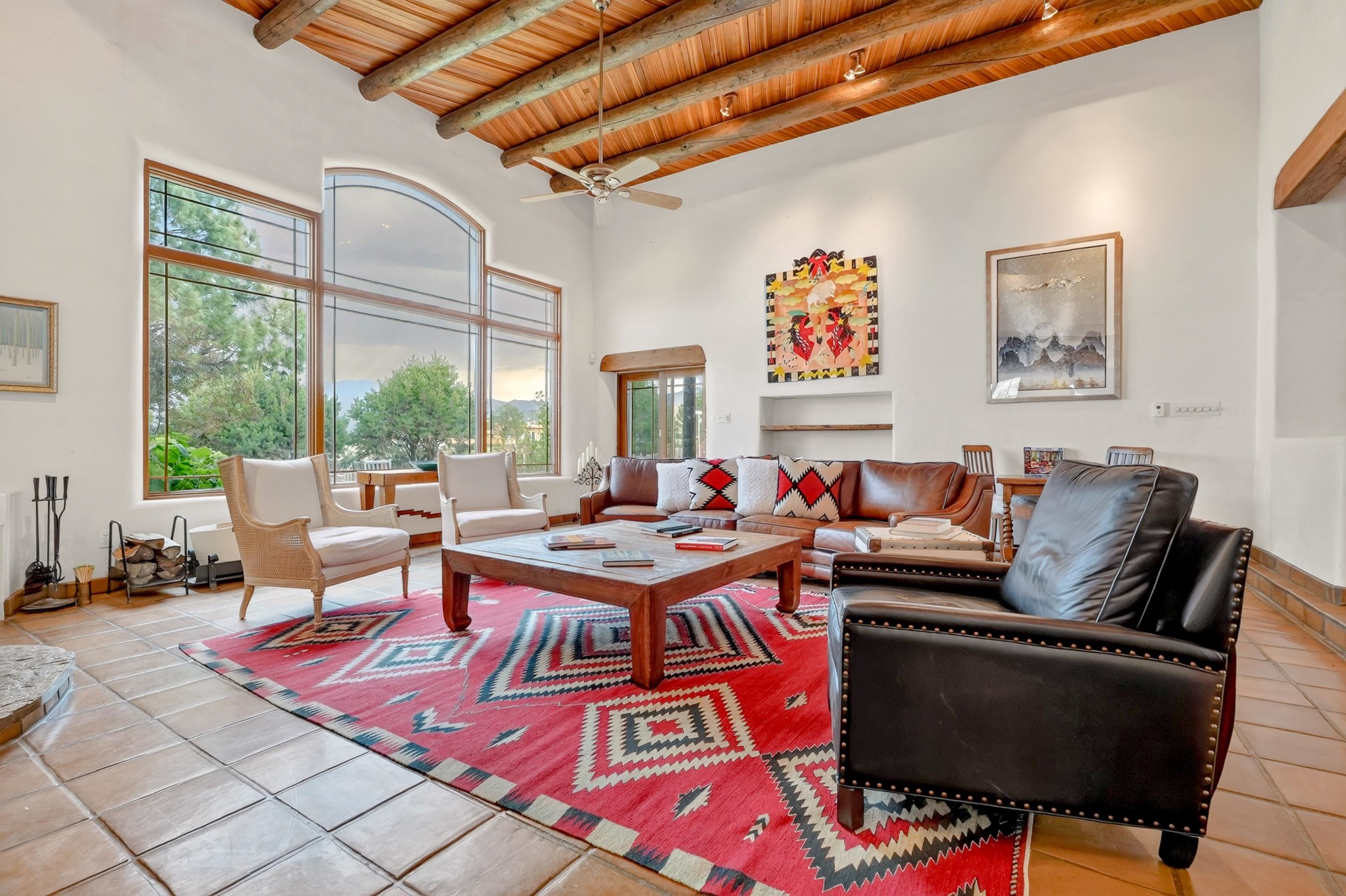 1415 Monterey Dr