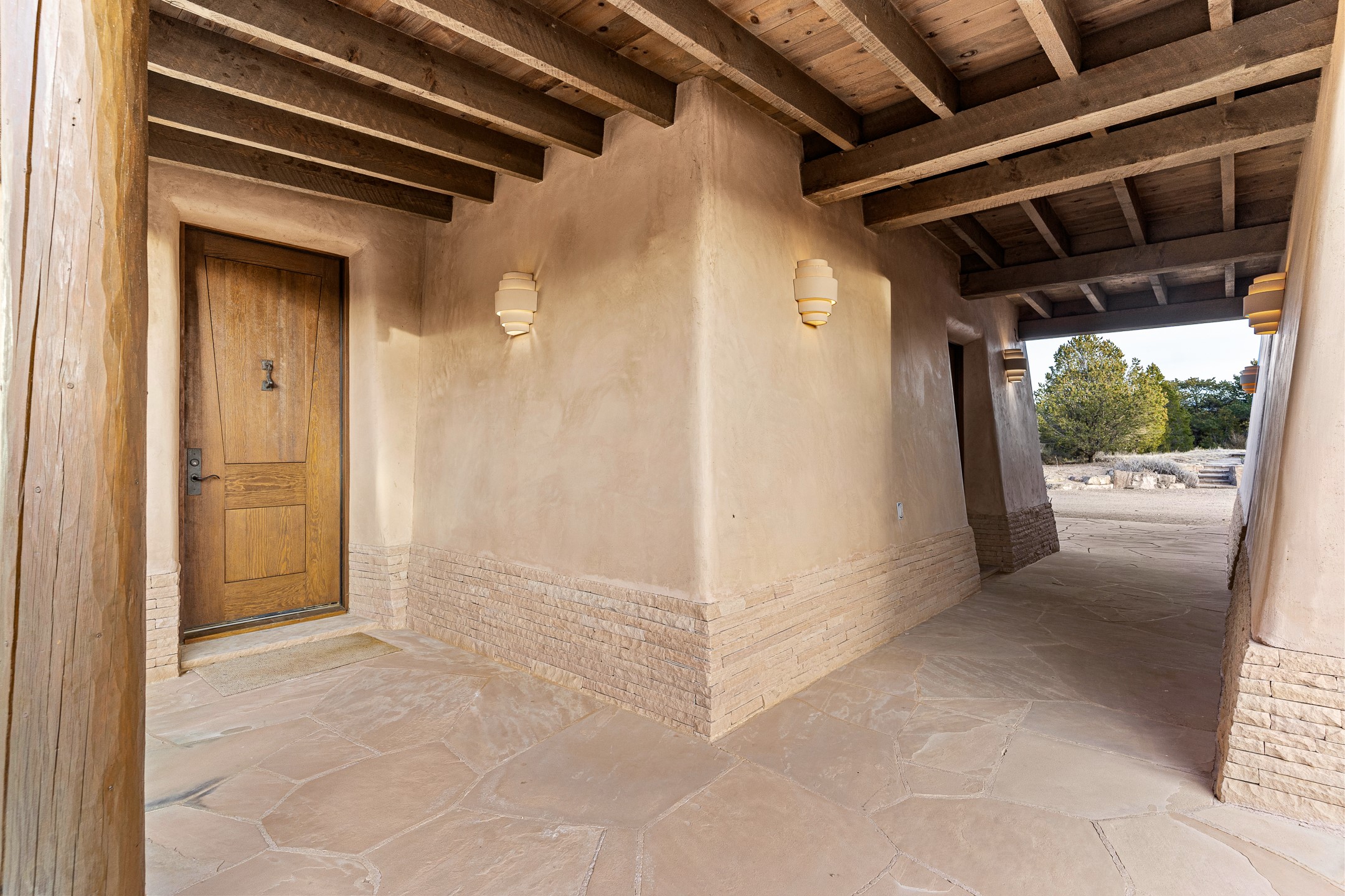 128 Outlaw Trail