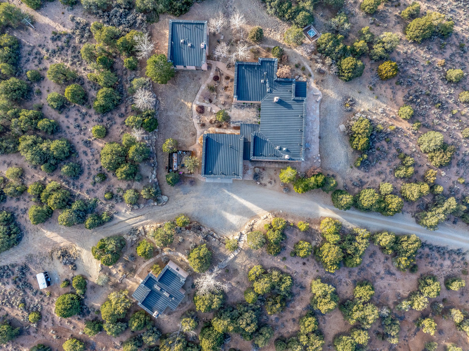 128 Outlaw Trail