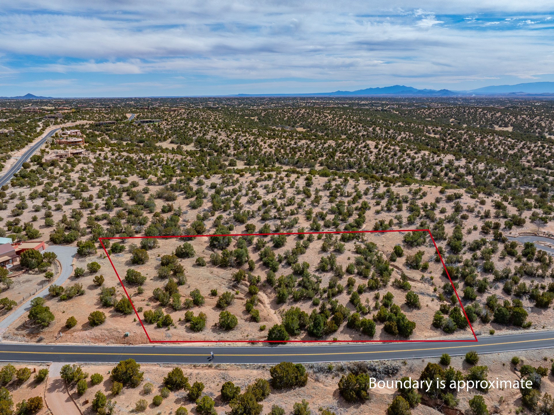 100 Paseo Del Conejo