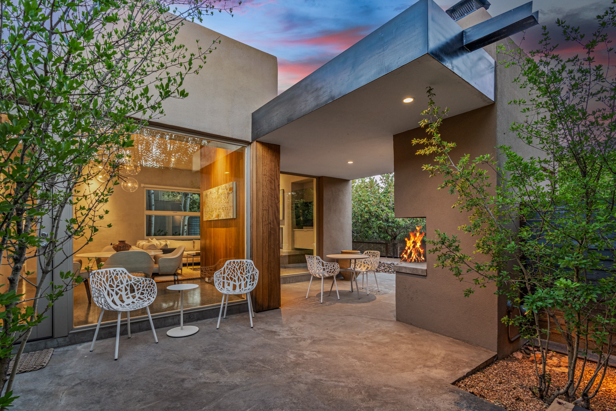 161 S Armijo Lane