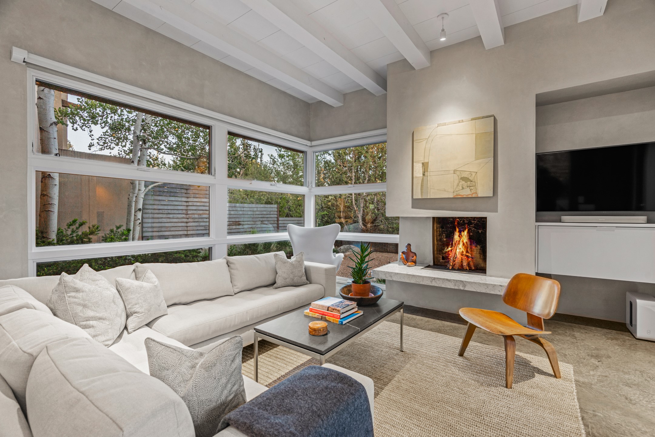 161 S Armijo Lane