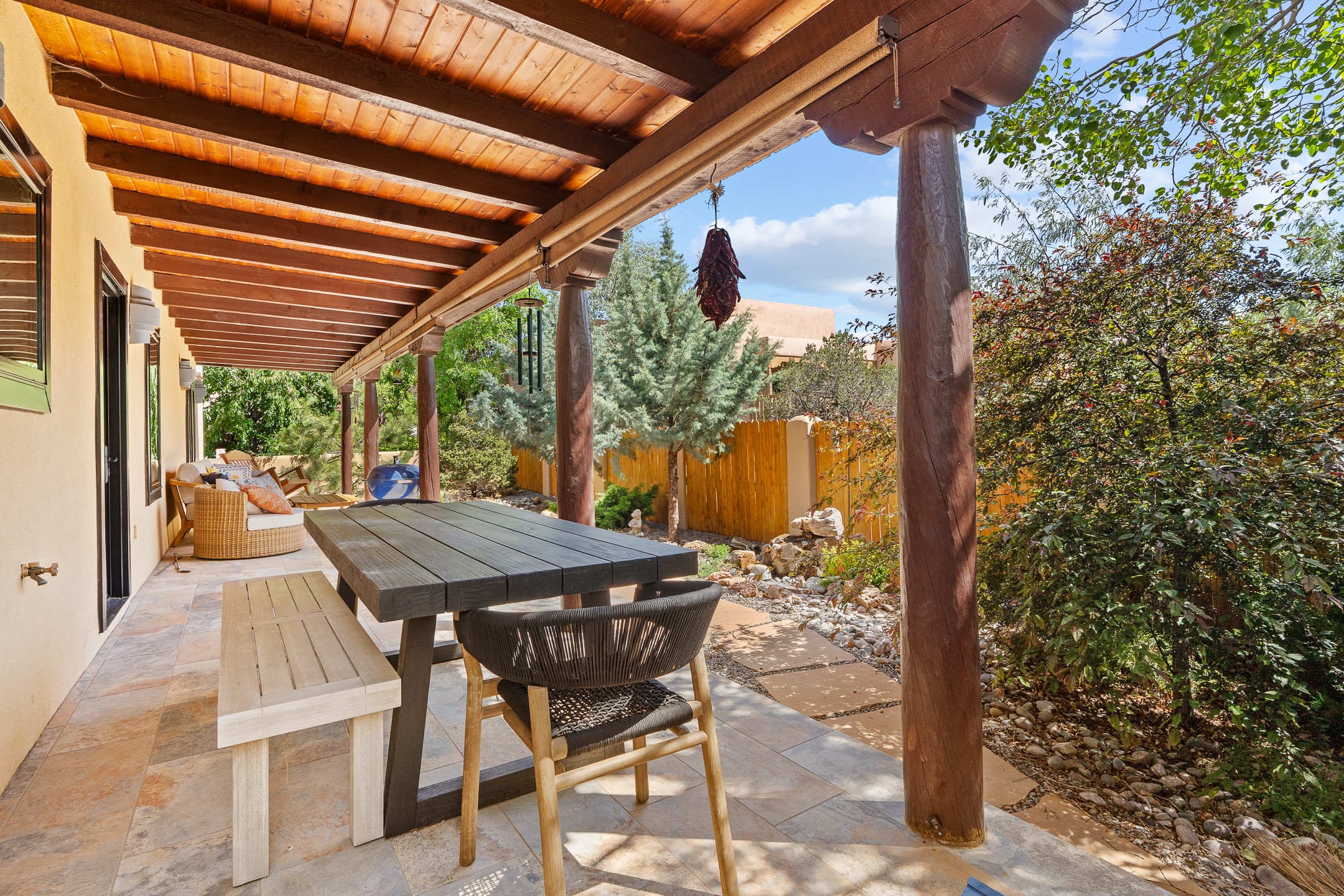 2944 Pueblo Alto