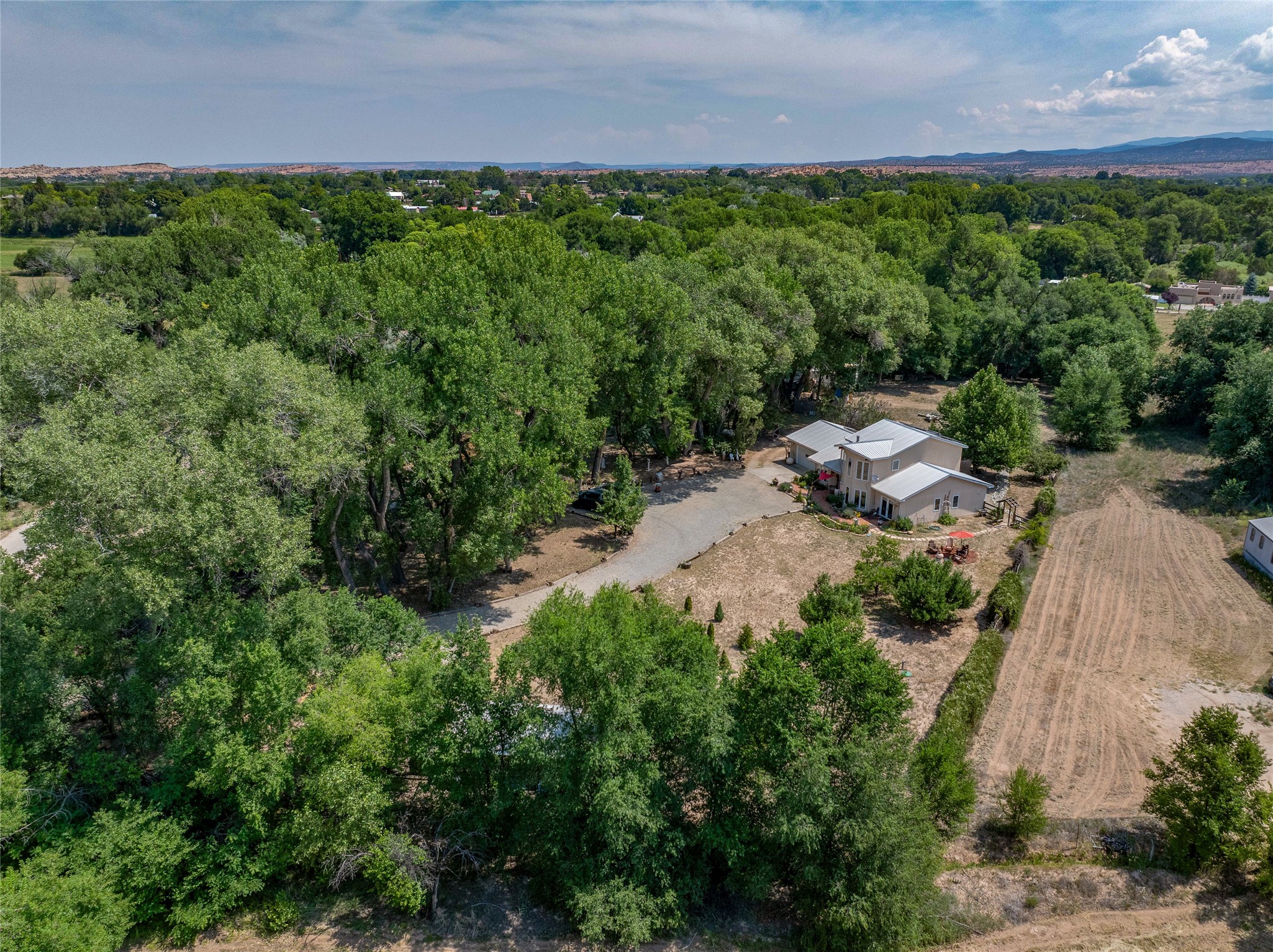 26 County Road 113S