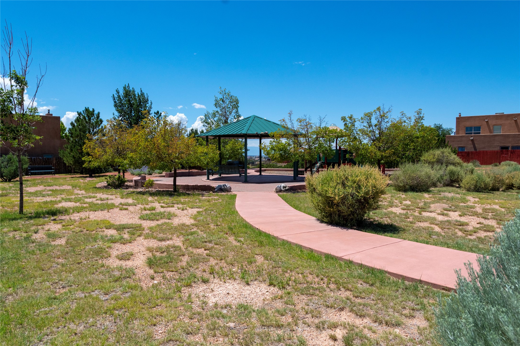 4748 Vista Del Sol