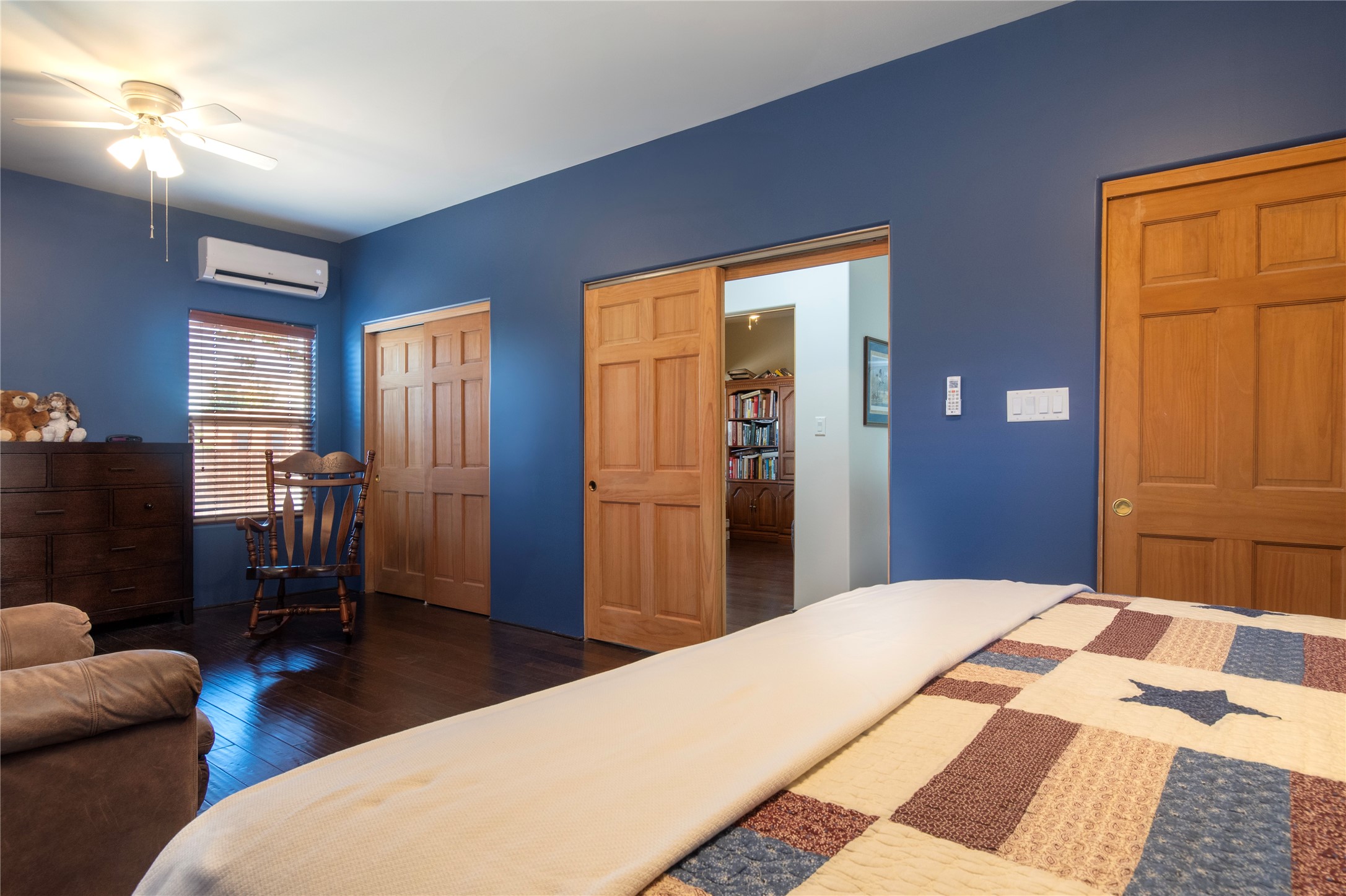 4748 Vista Del Sol