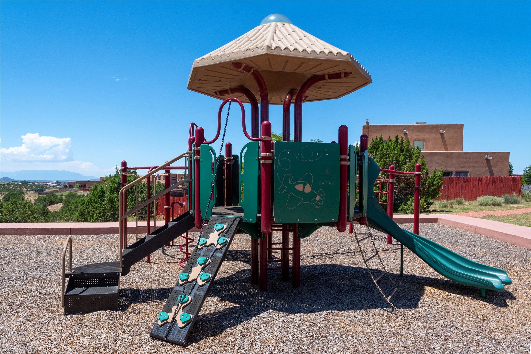 4748 Vista Del Sol