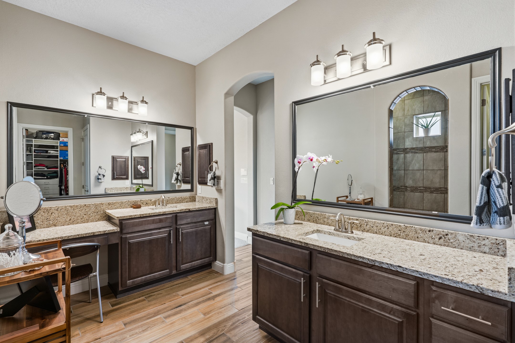 4759 Lluvia Encantada