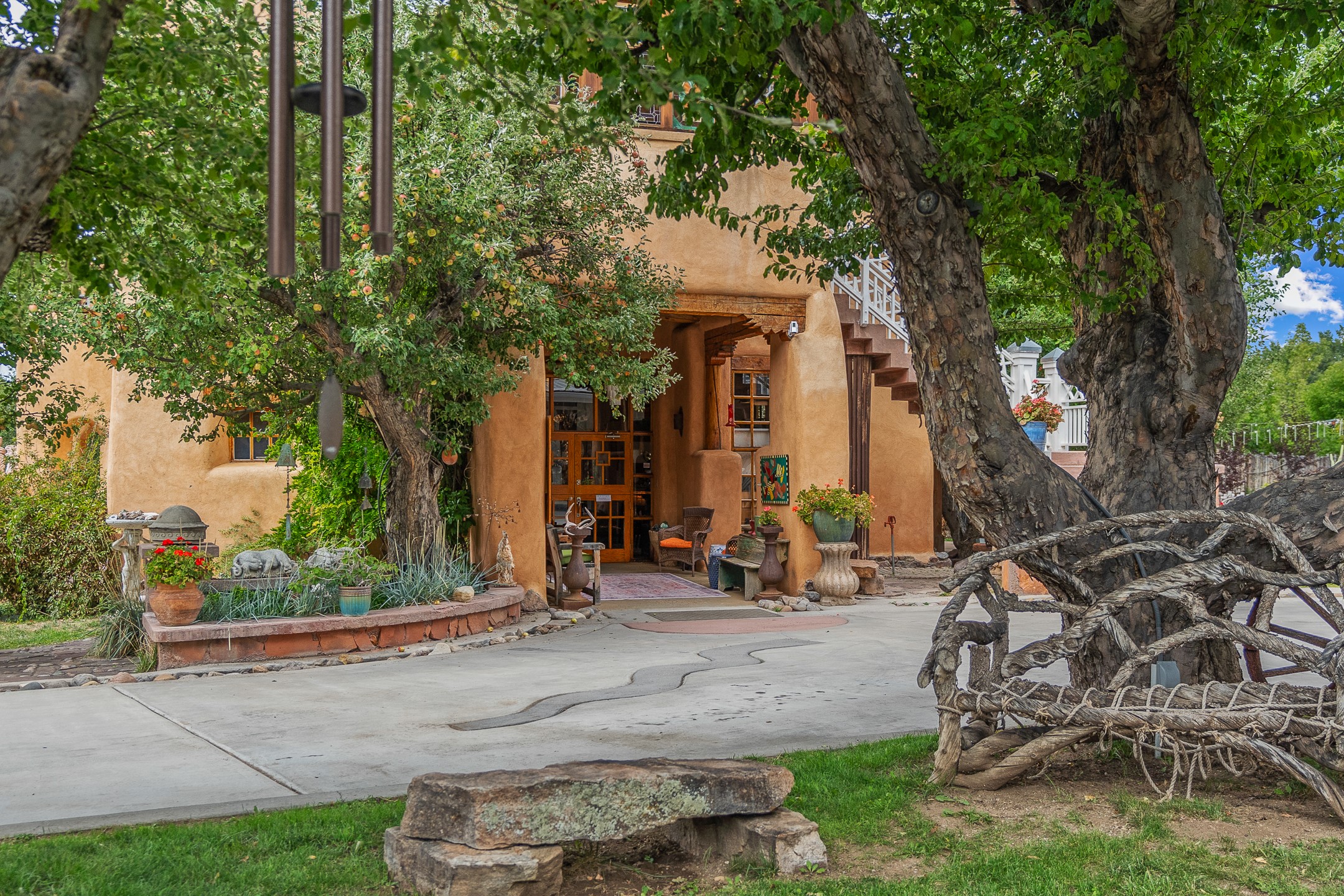 939 Kit Carson Road