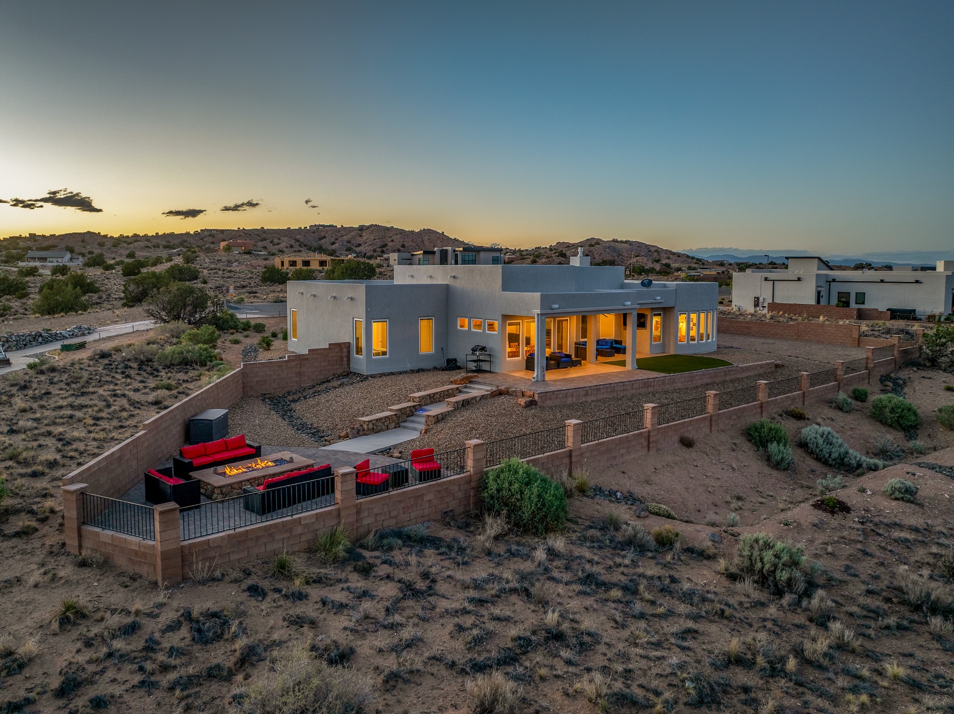 2324 Venada Road NE