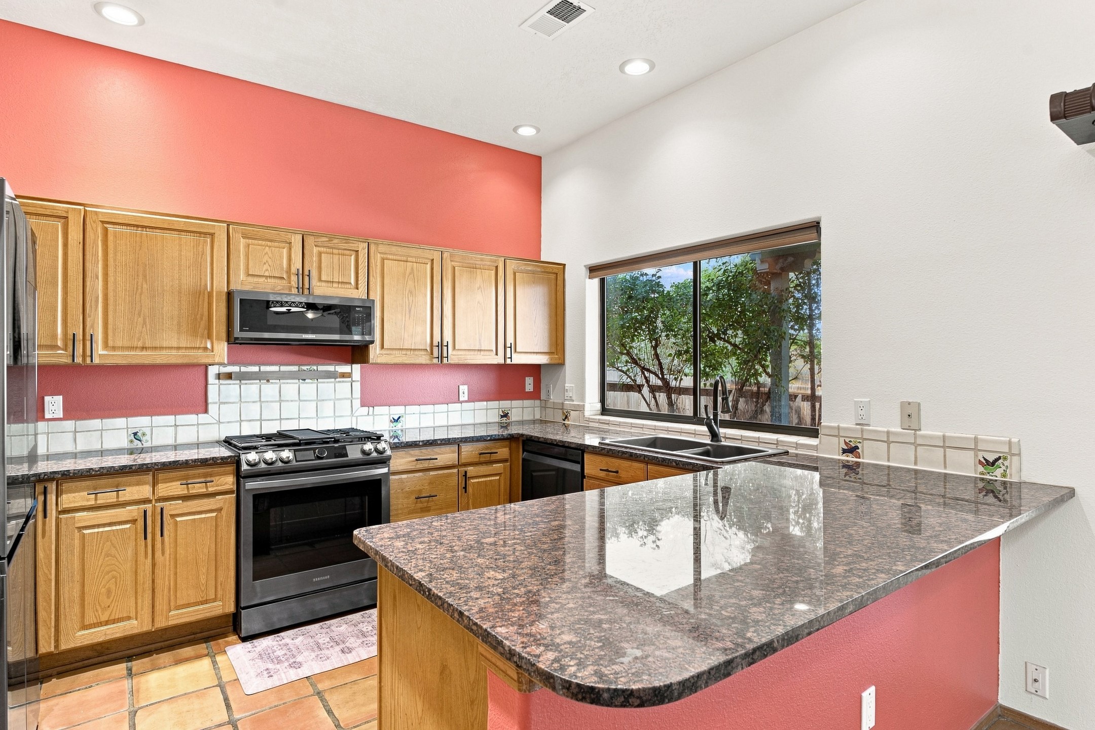 7401 Saratoga Lane