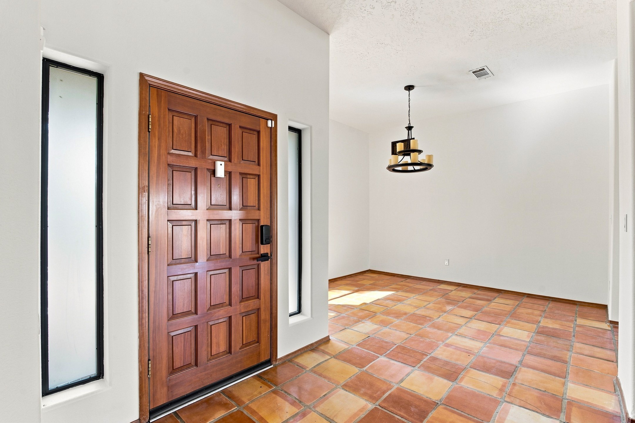 7401 Saratoga Lane