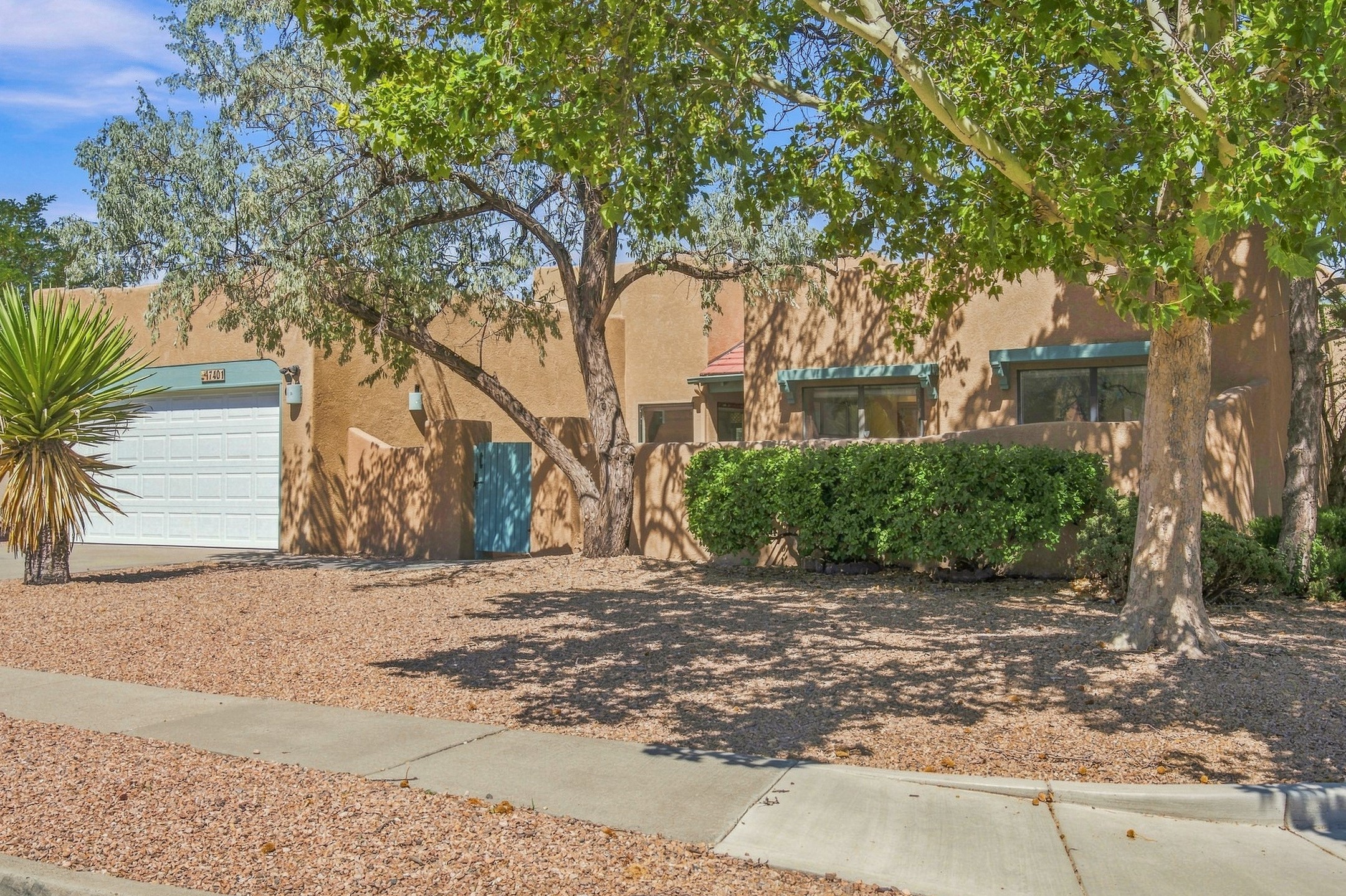7401 Saratoga Lane
