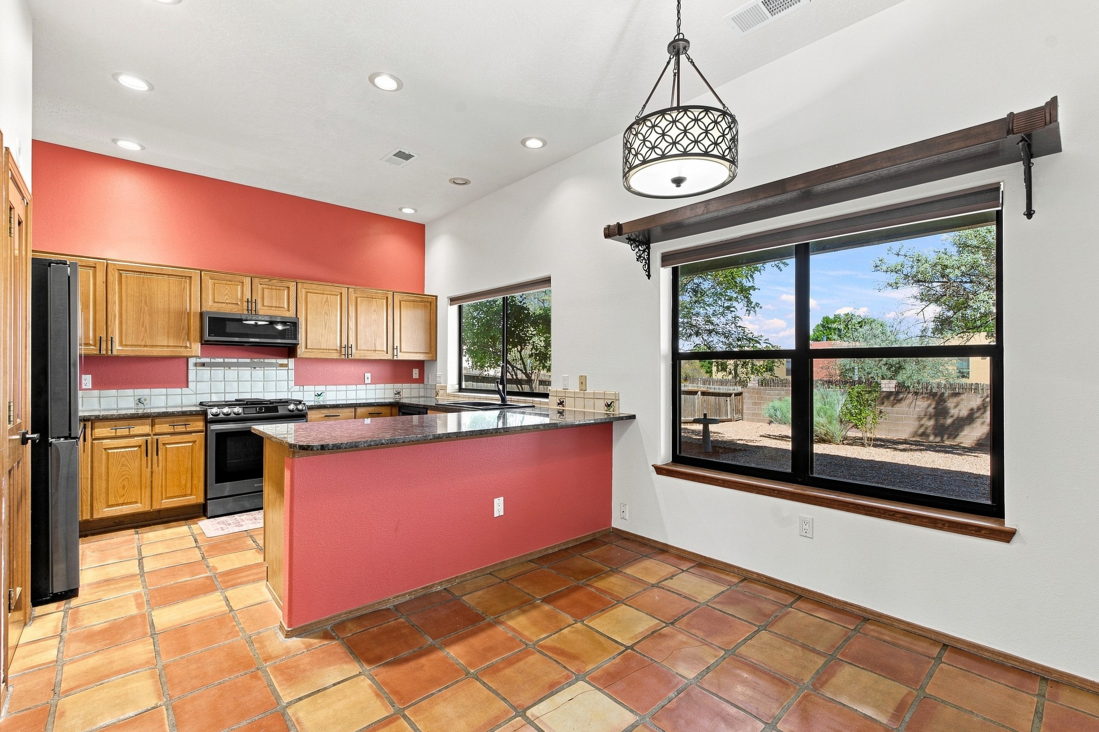 7401 Saratoga Lane