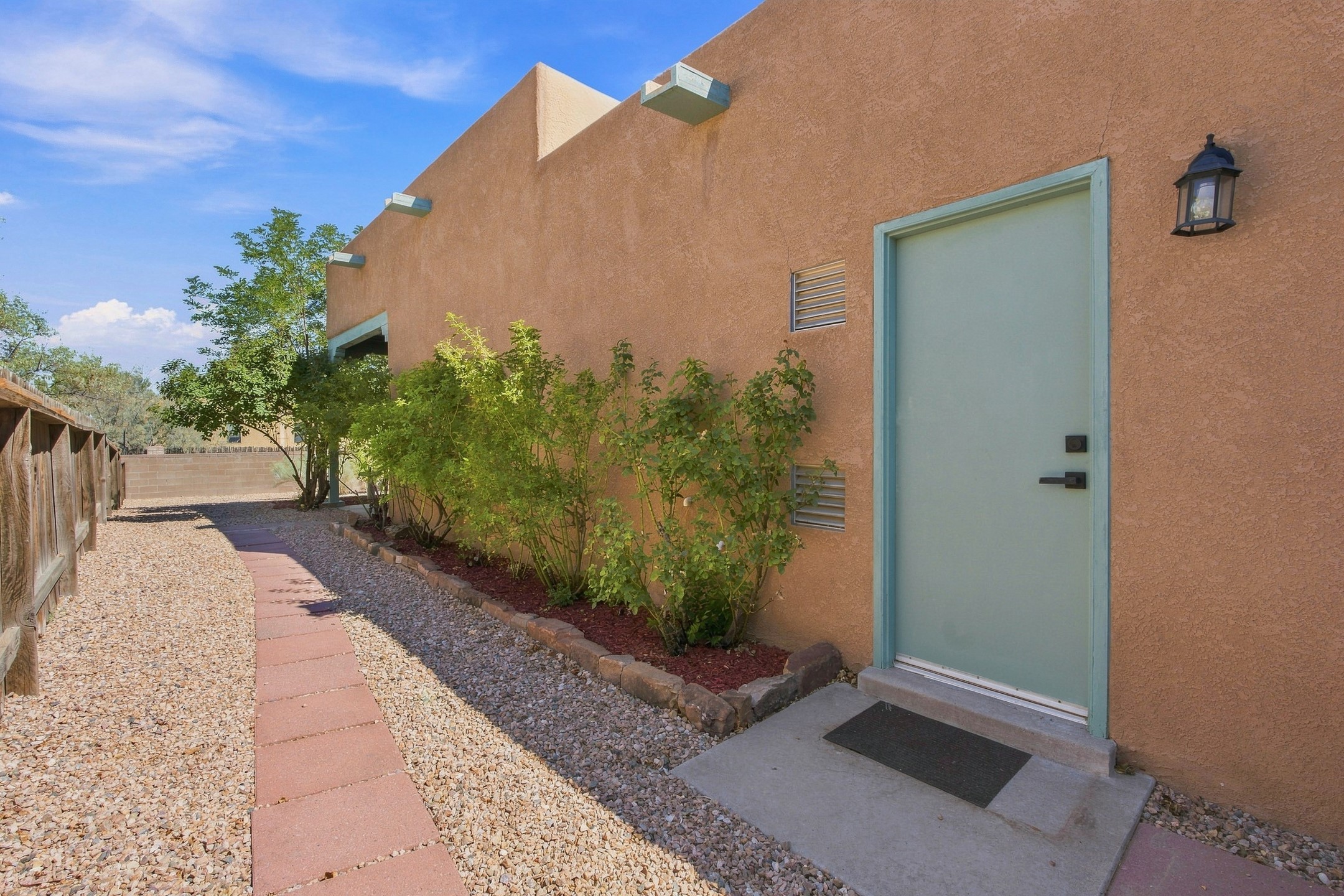 7401 Saratoga Lane