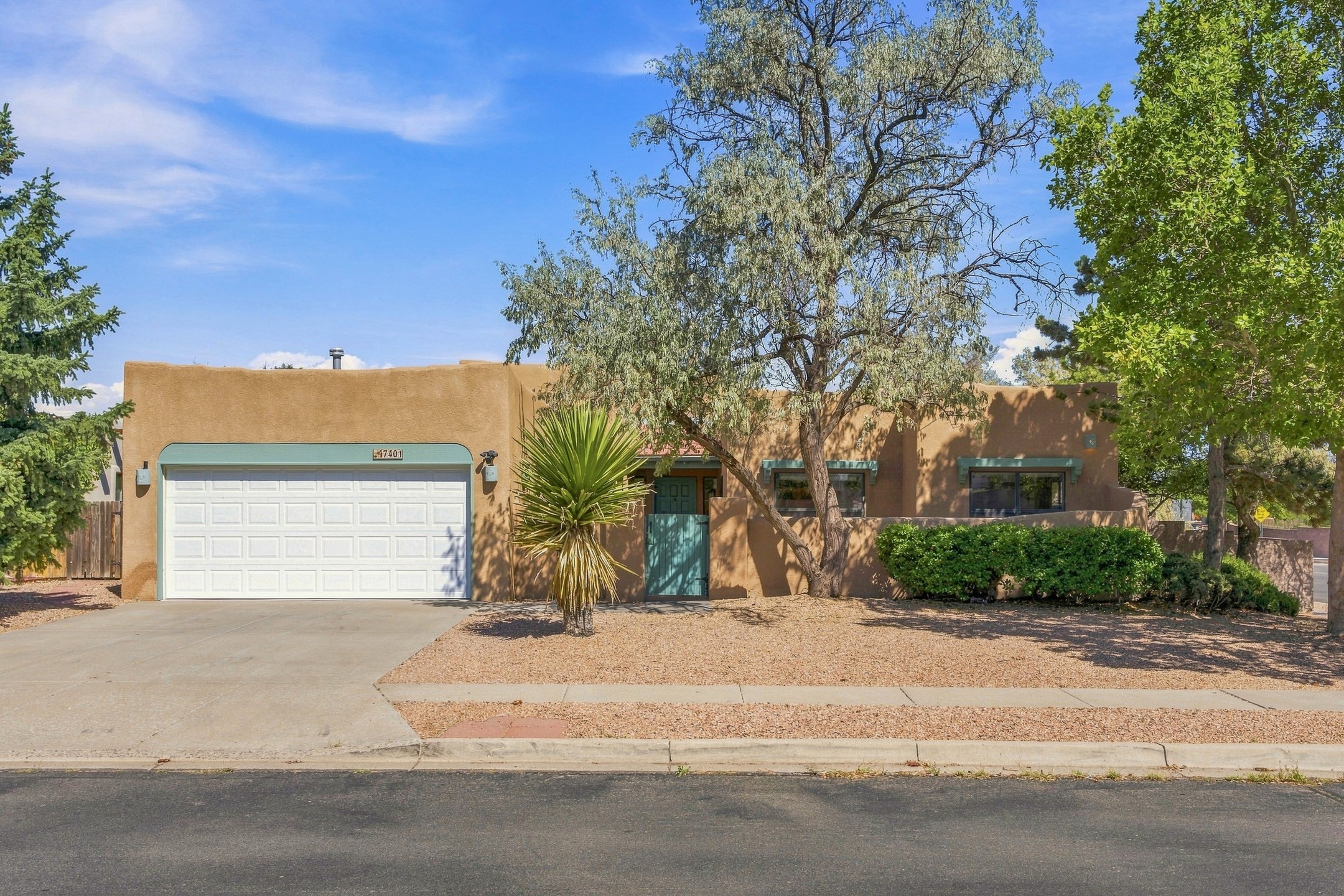 7401 Saratoga Lane