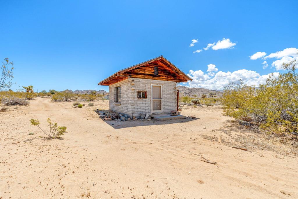 63466 Single Tree Road