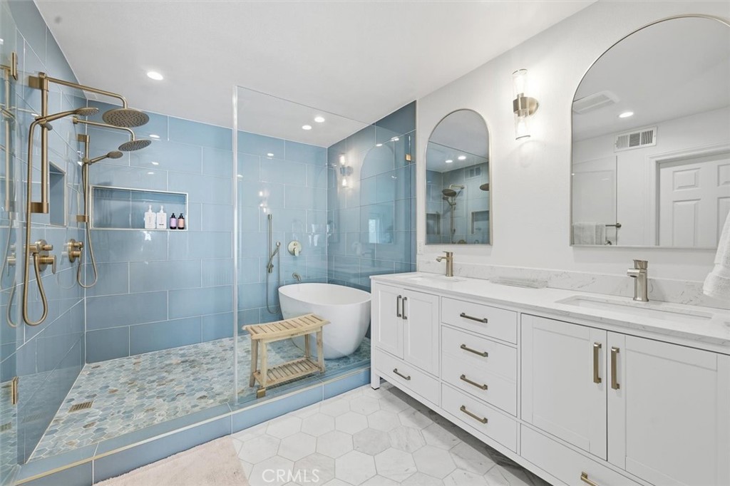 125 S Juanita Avenue A