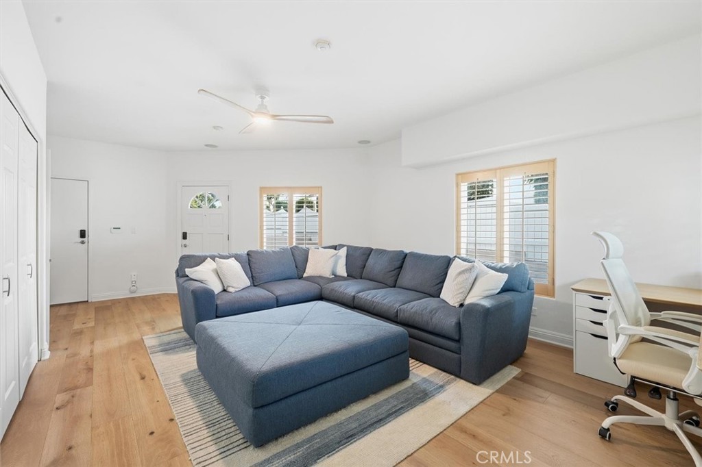 125 S Juanita Avenue A