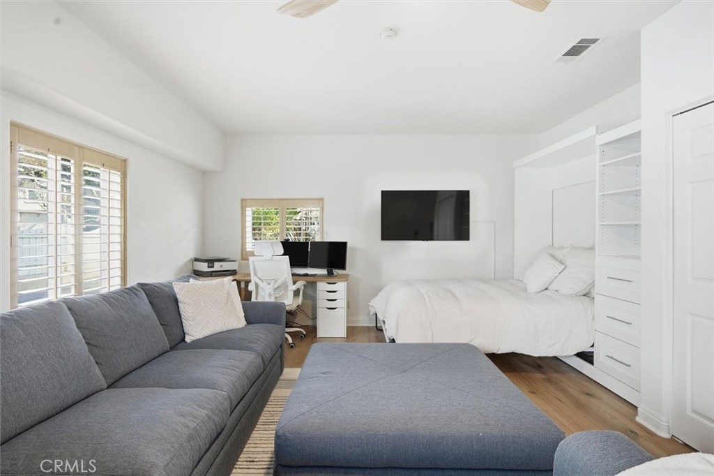 125 S Juanita Avenue A