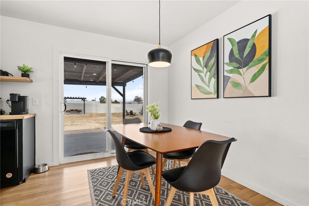 4743 Avenida La Espana Daga