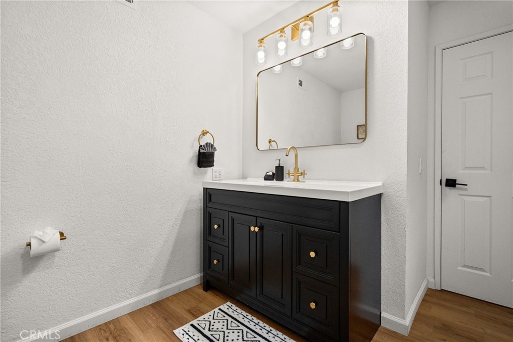 4743 Avenida La Espana Daga