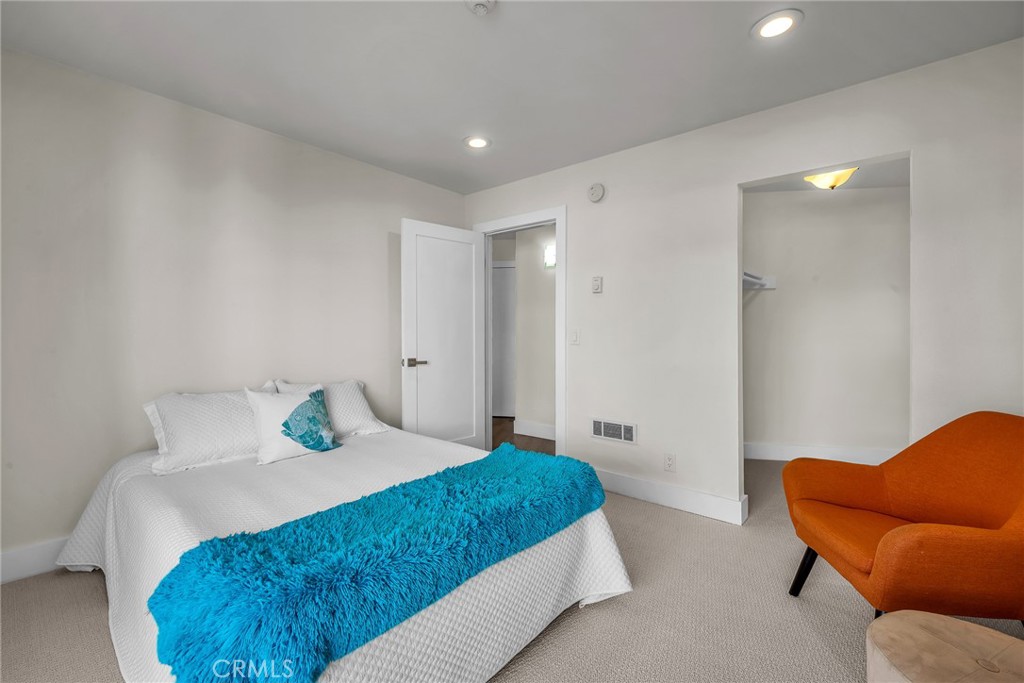 610 #214 The Village