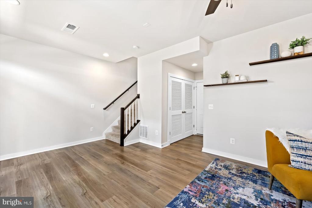 118 KINROSS LANE