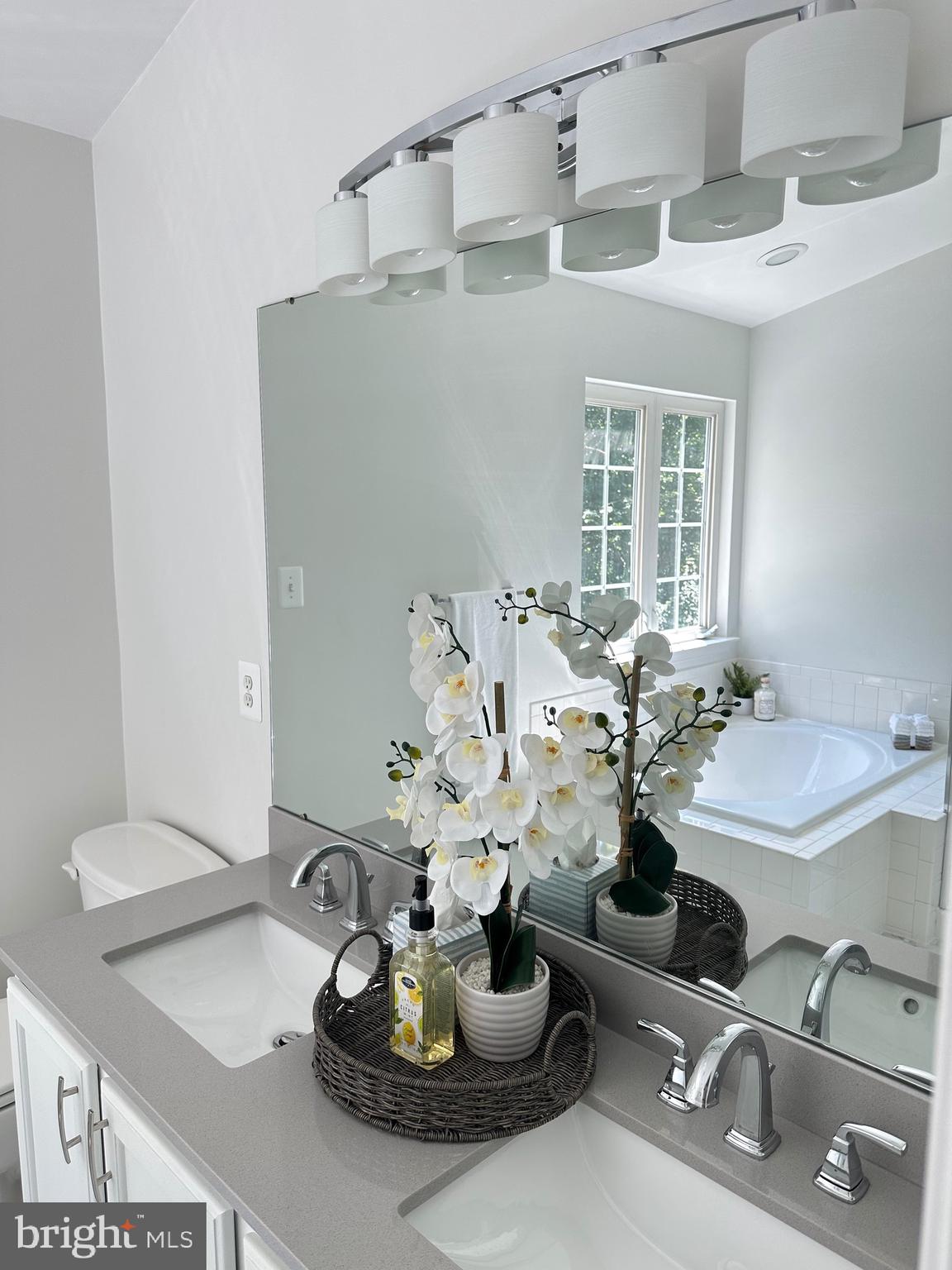 4112 MONTICELLO STREET