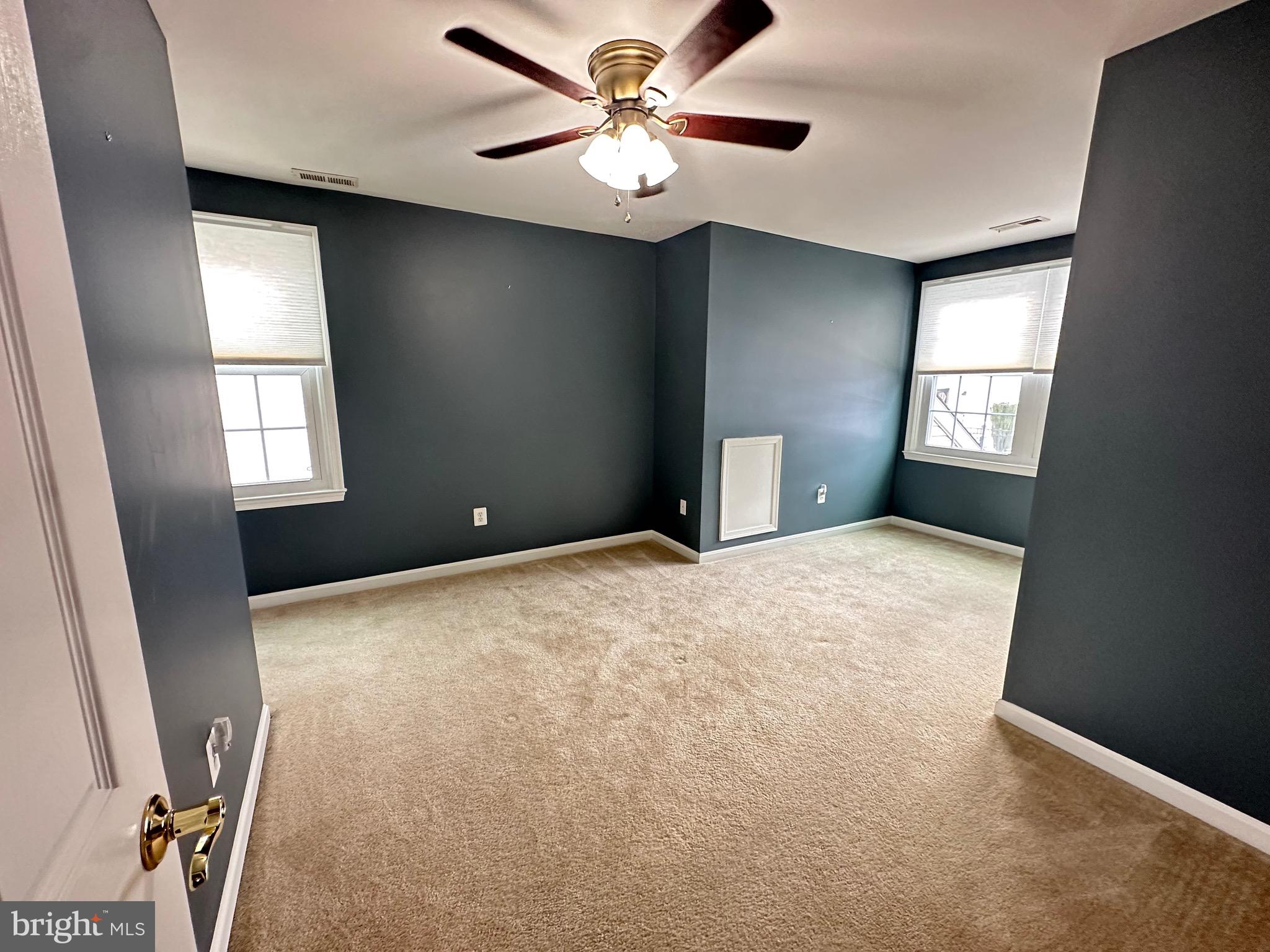 6504 FEATHER EDGE COURT