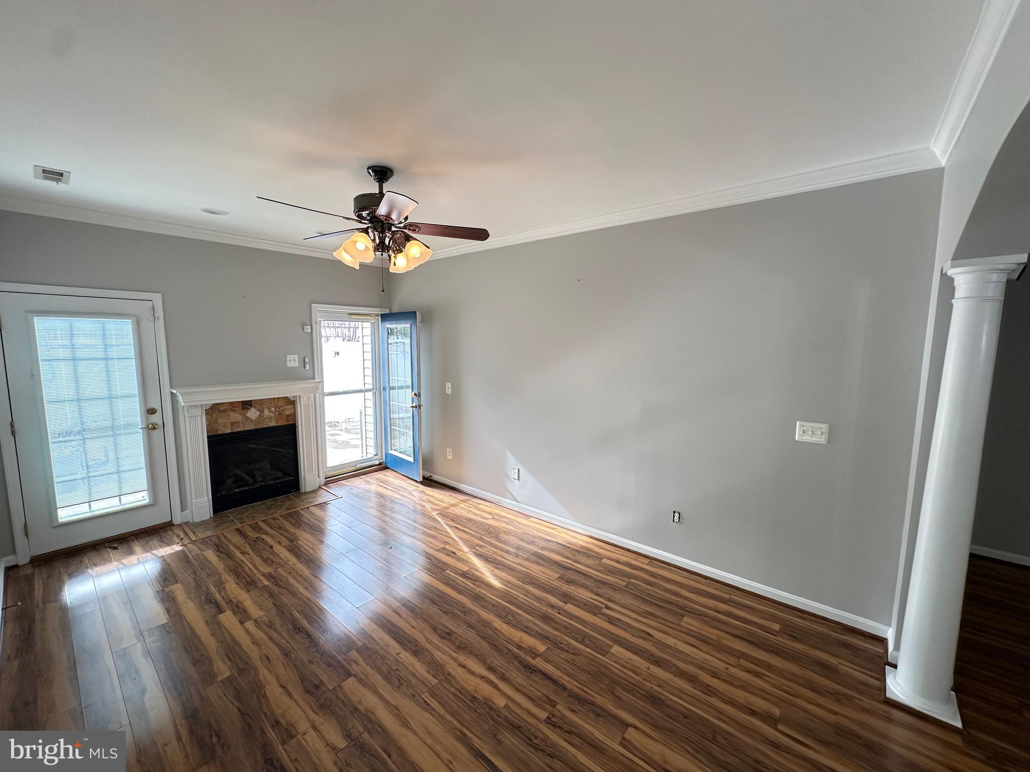 6504 FEATHER EDGE COURT